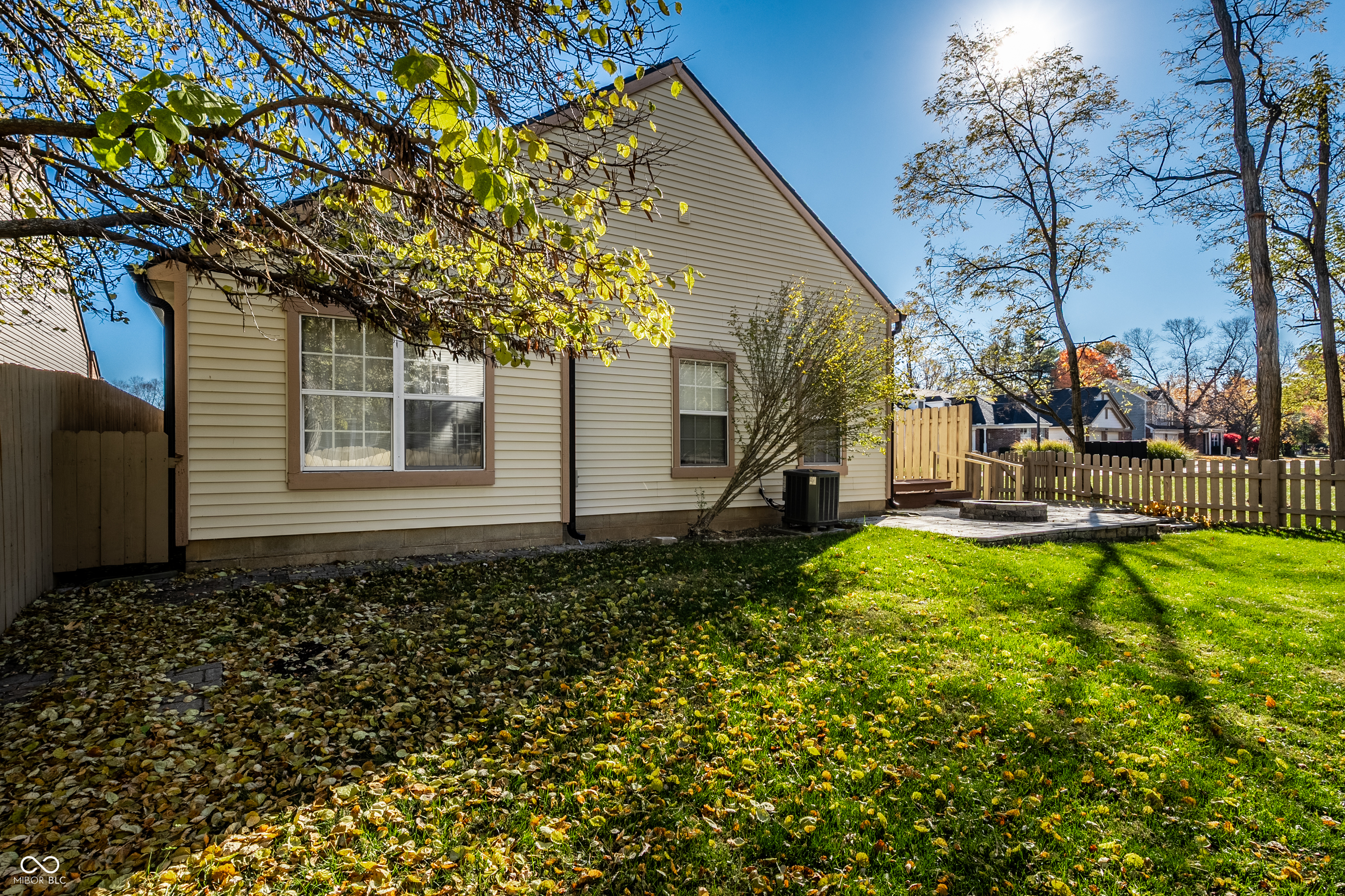 9677 Pine Ridge E Drive