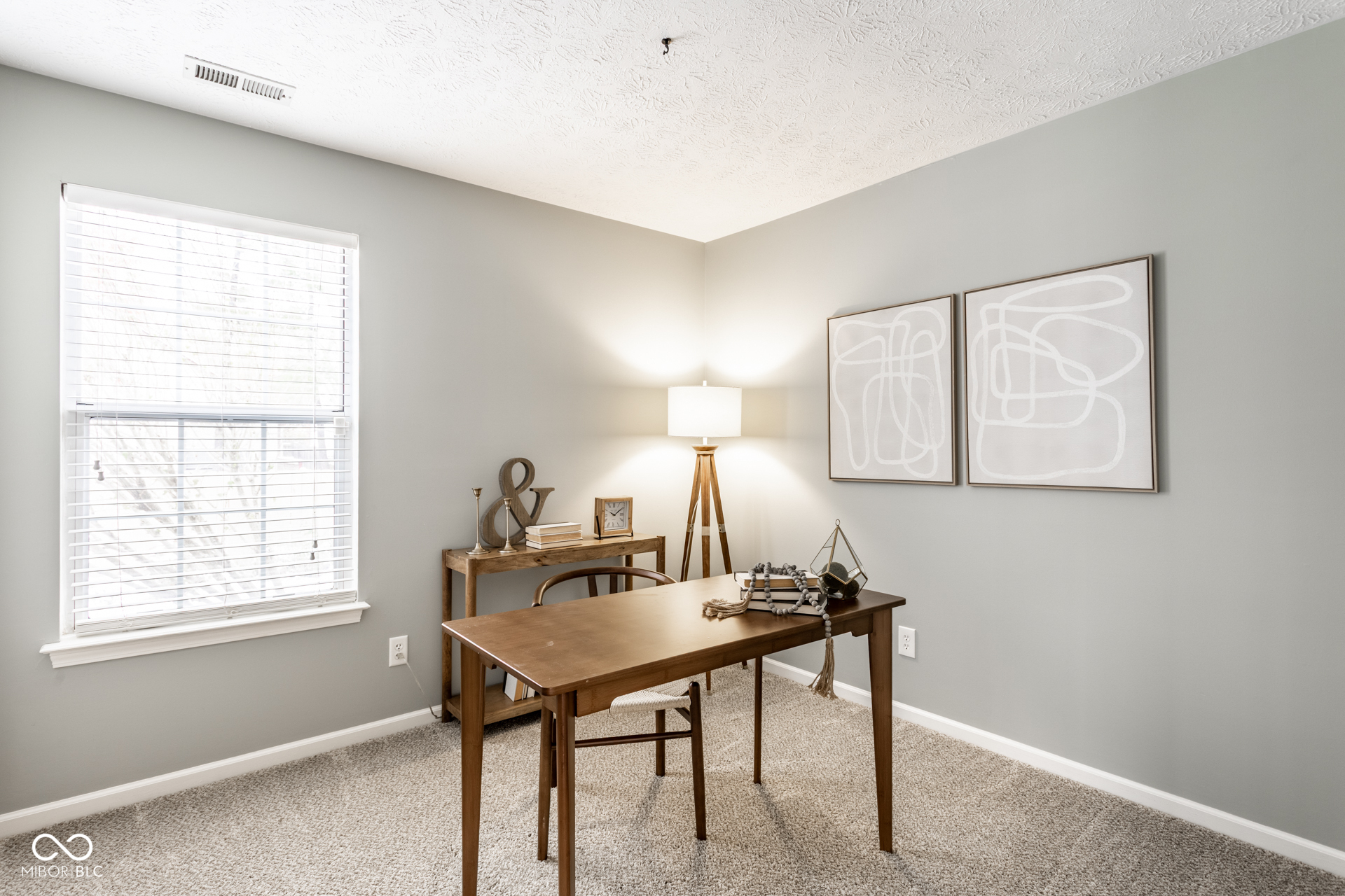 9677 Pine Ridge E Drive