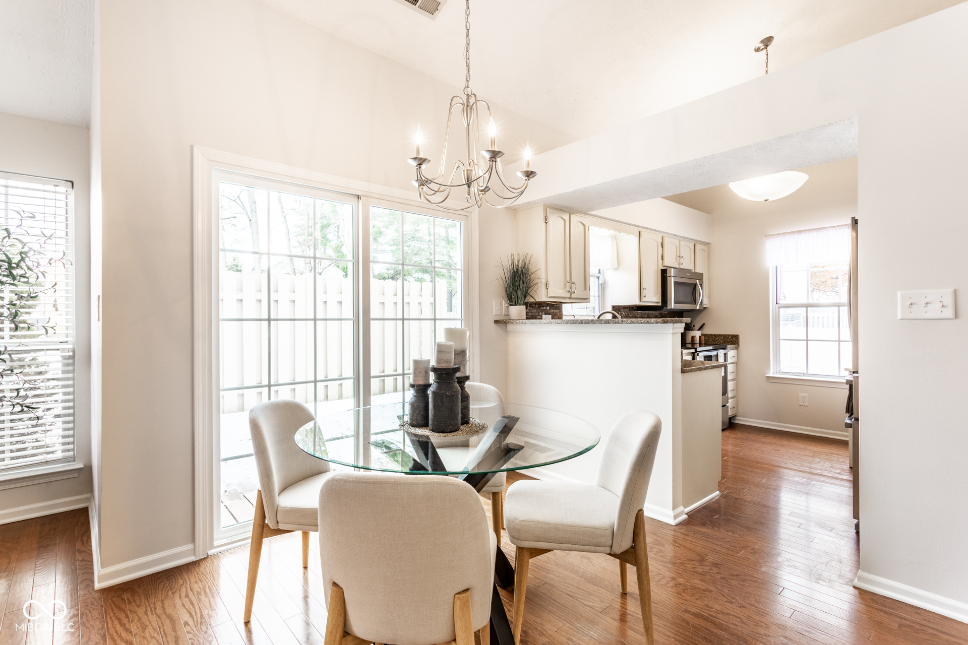 9677 Pine Ridge E Drive