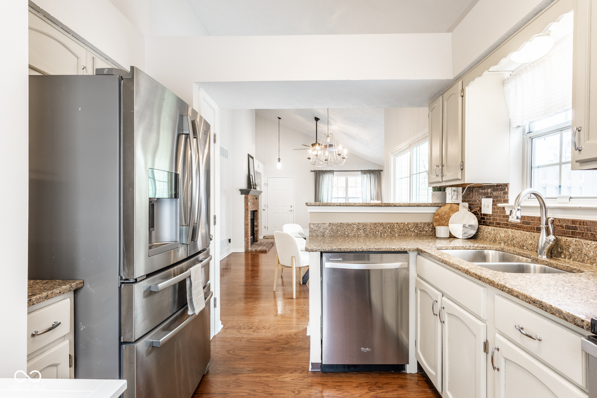 9677 Pine Ridge E Drive