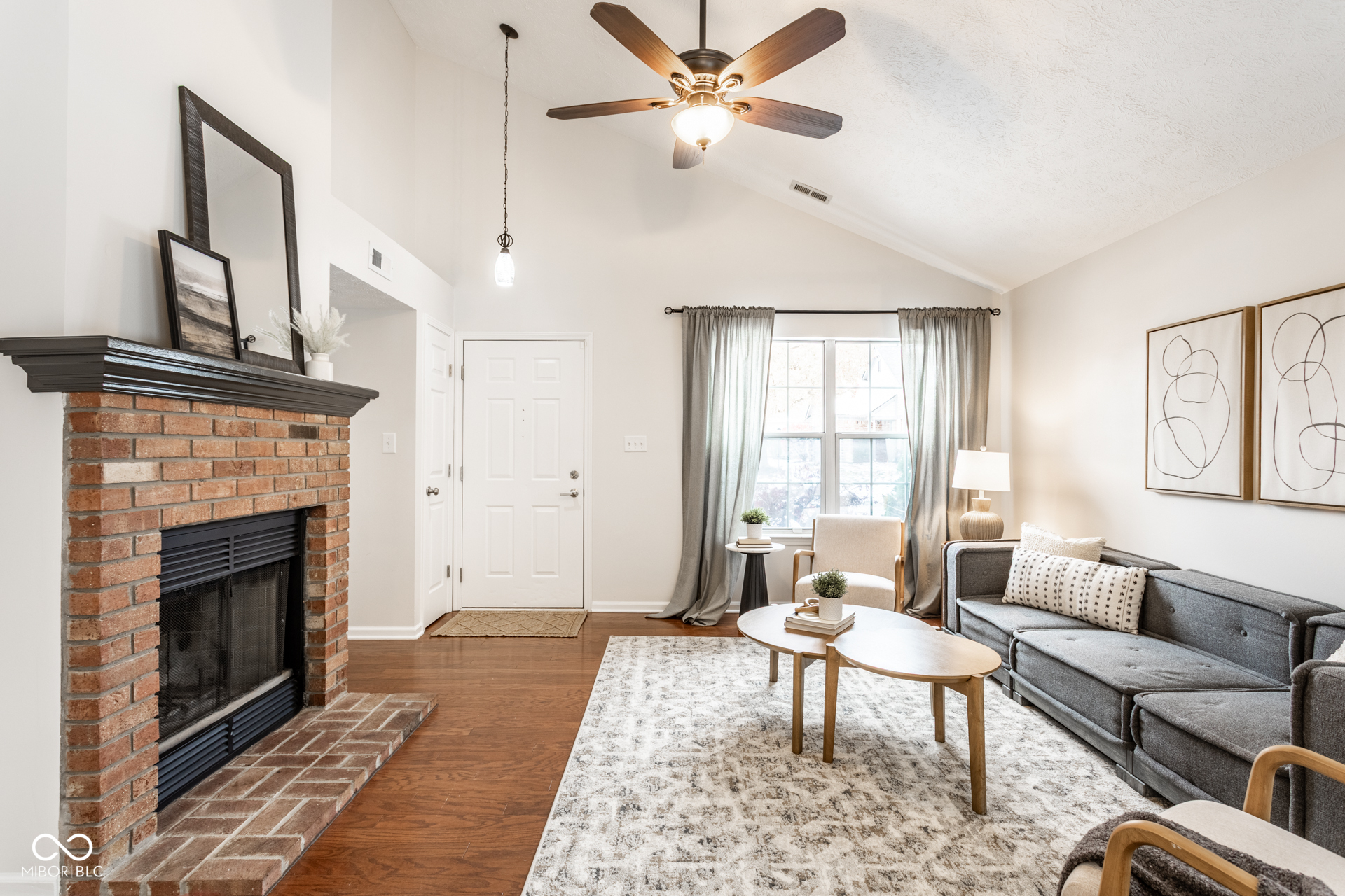 9677 Pine Ridge E Drive