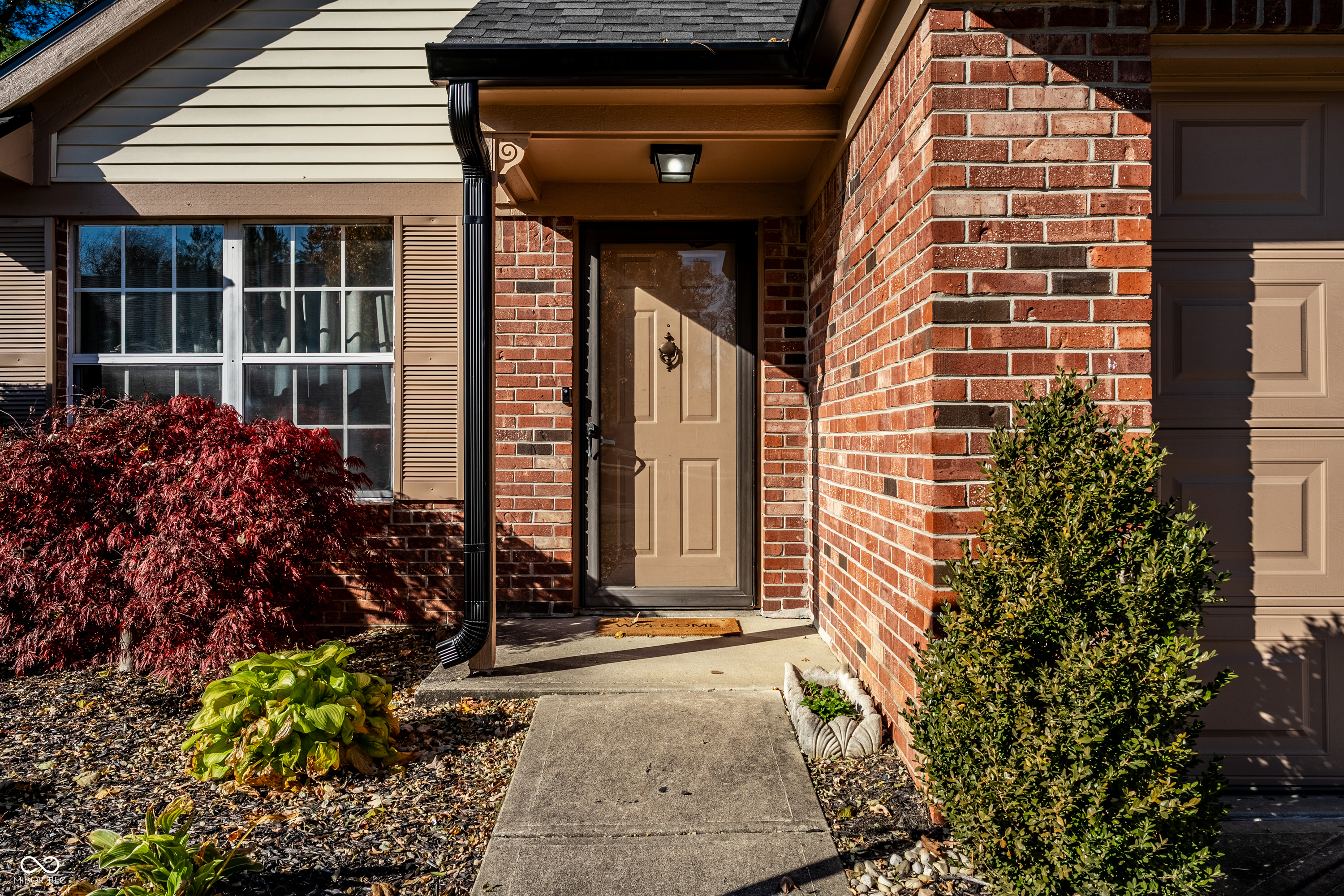 9677 Pine Ridge E Drive