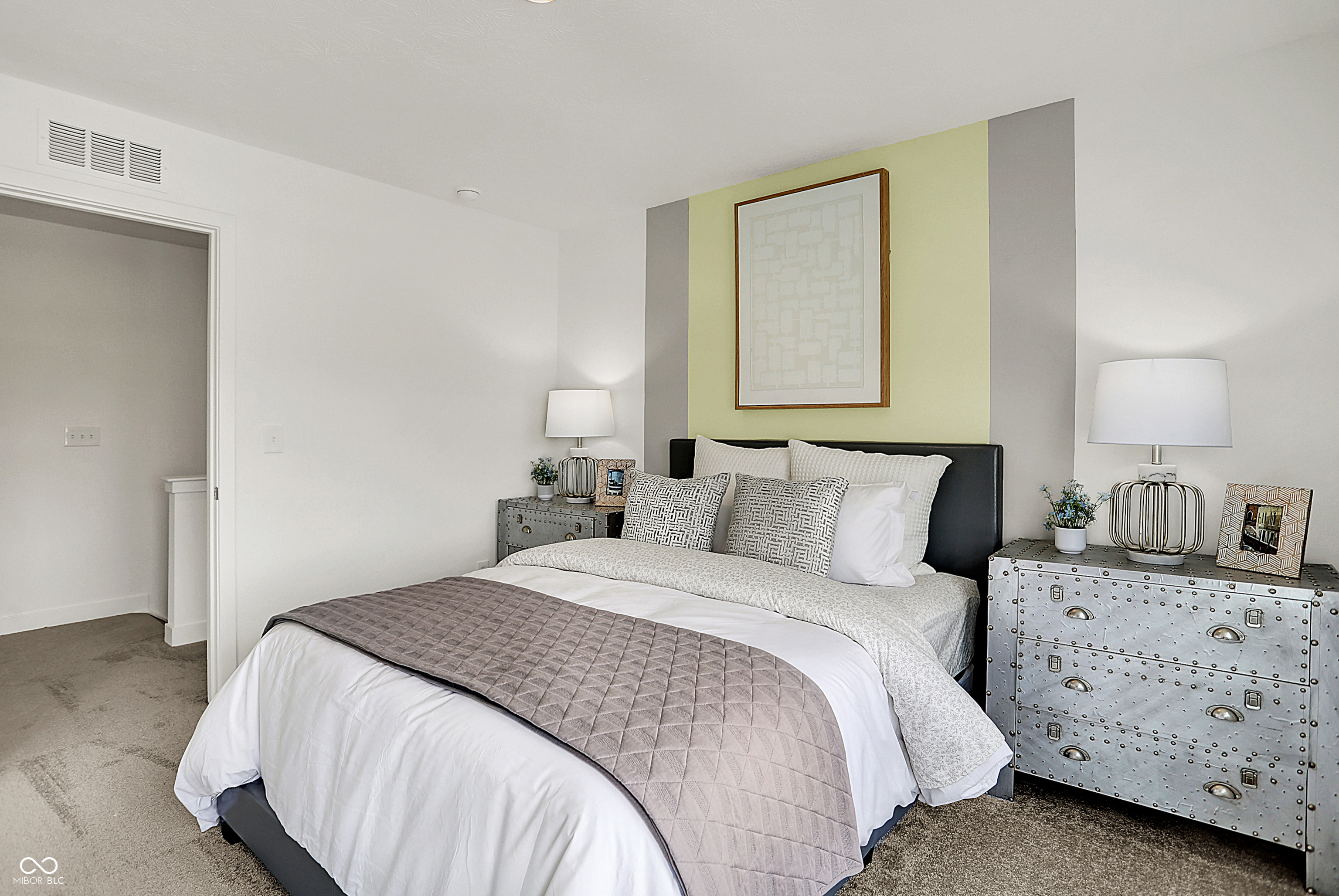 2837 Woods Edge Drive