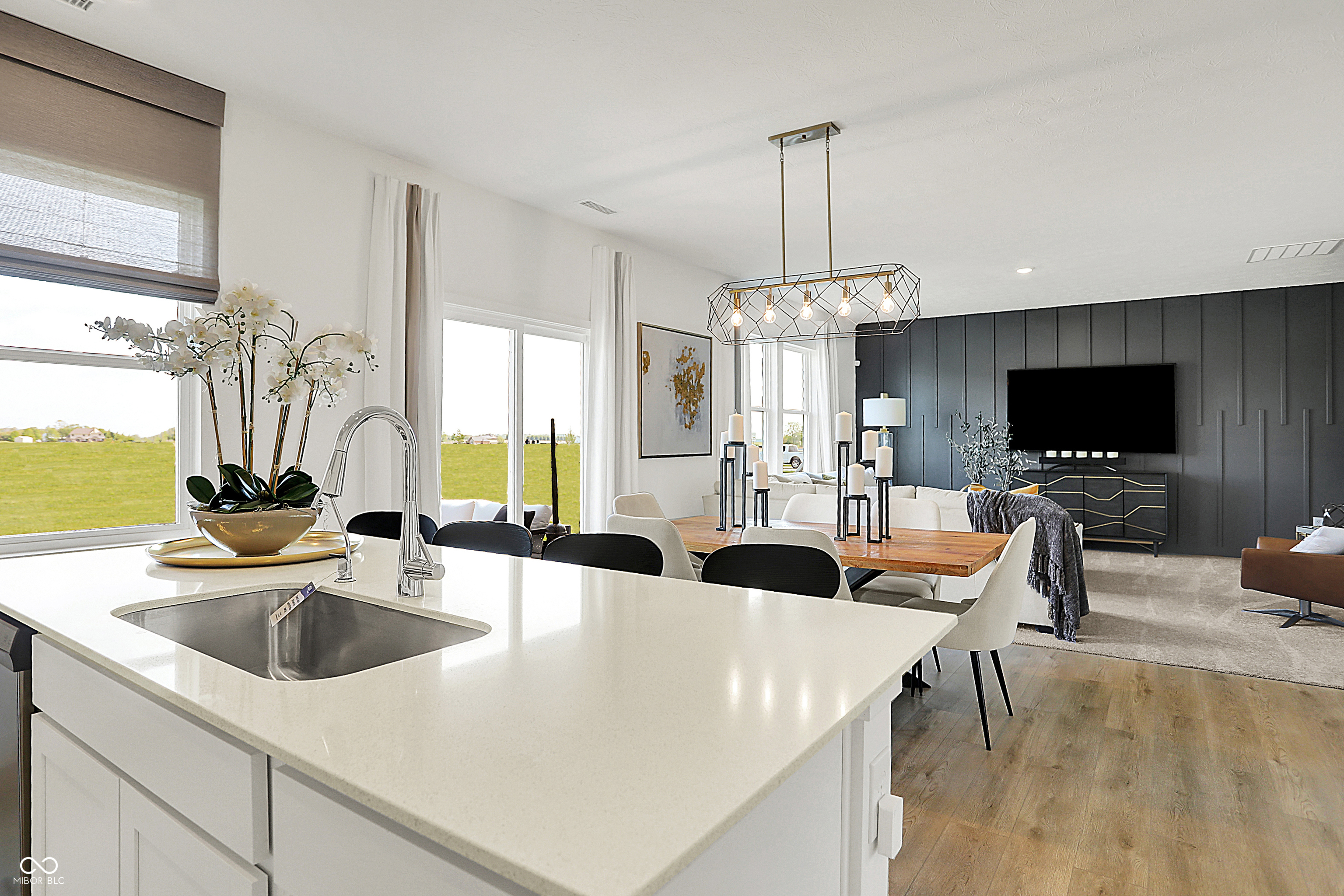 2837 Woods Edge Drive