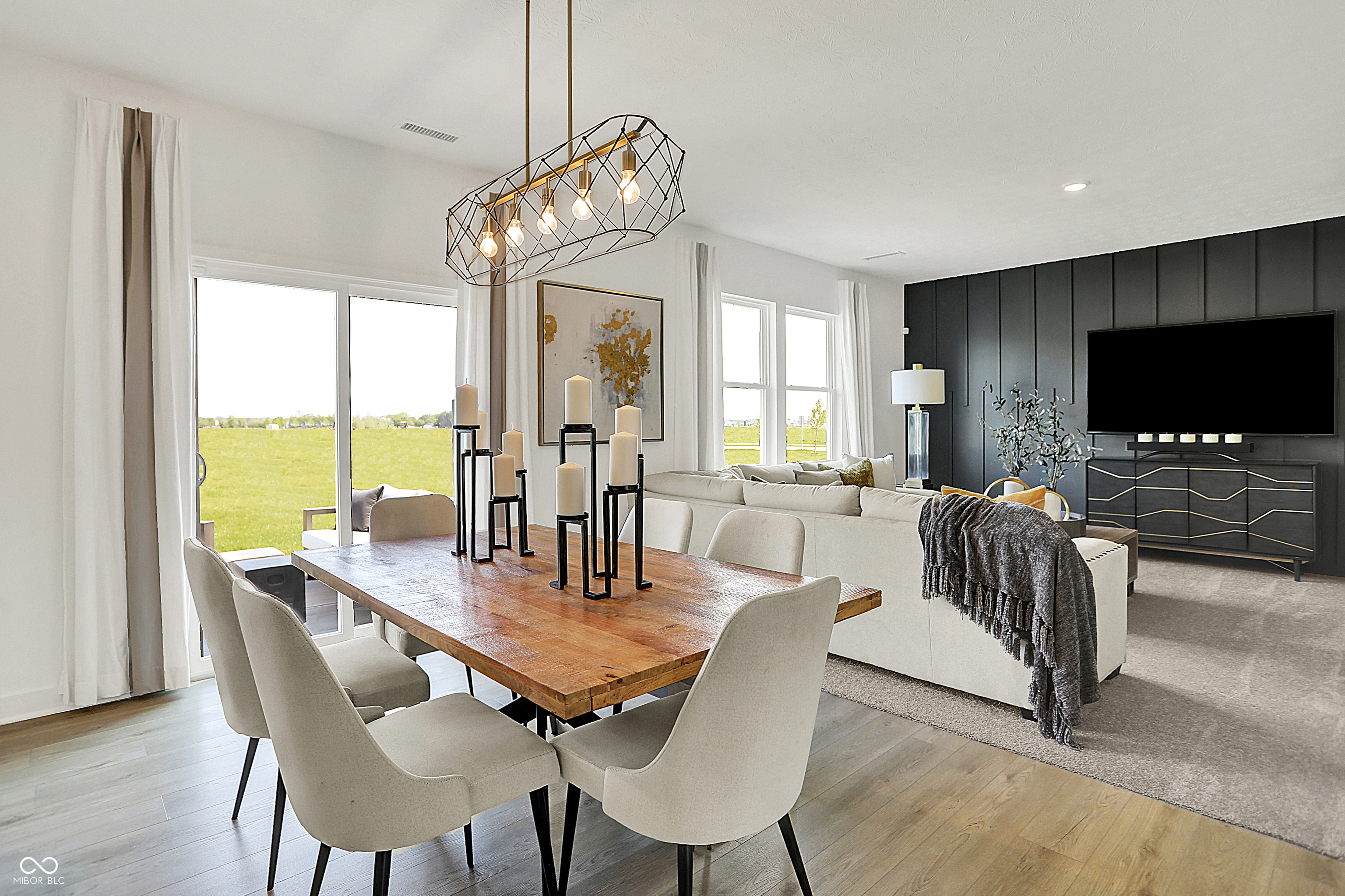 2837 Woods Edge Drive