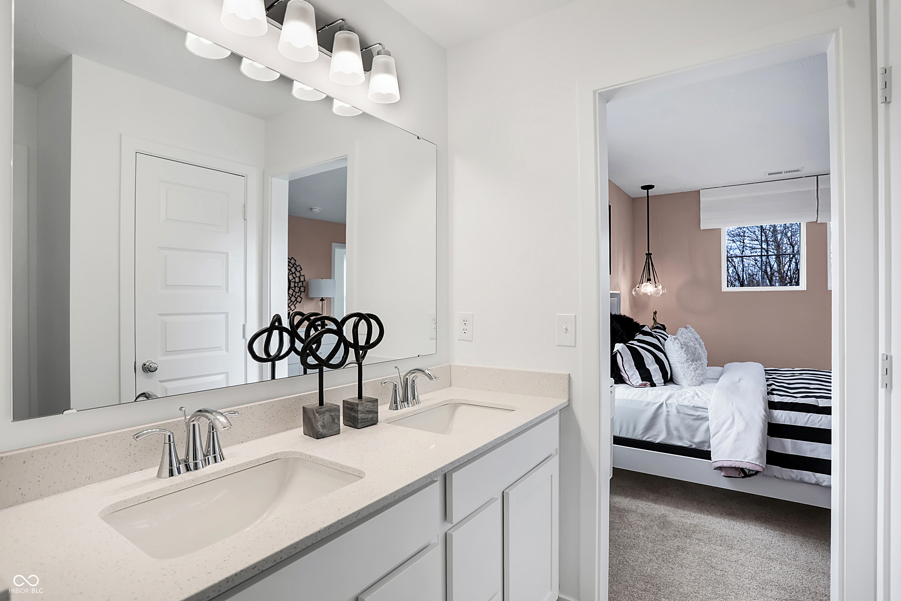 8748 Georgina Street