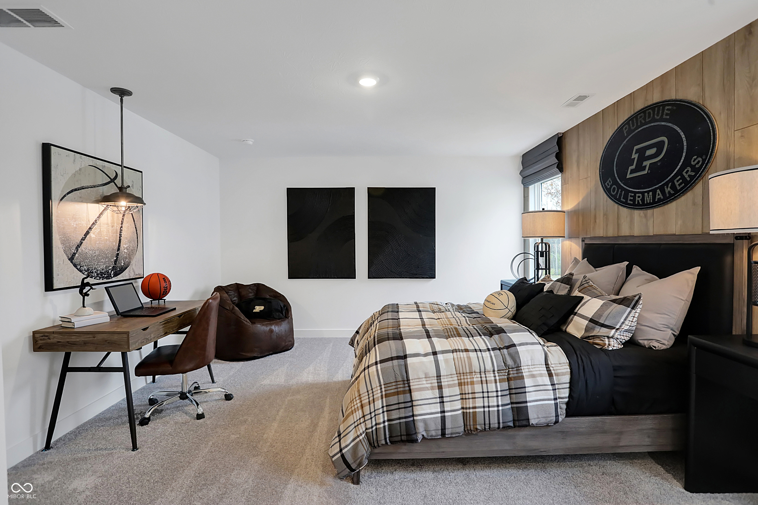 8748 Georgina Street