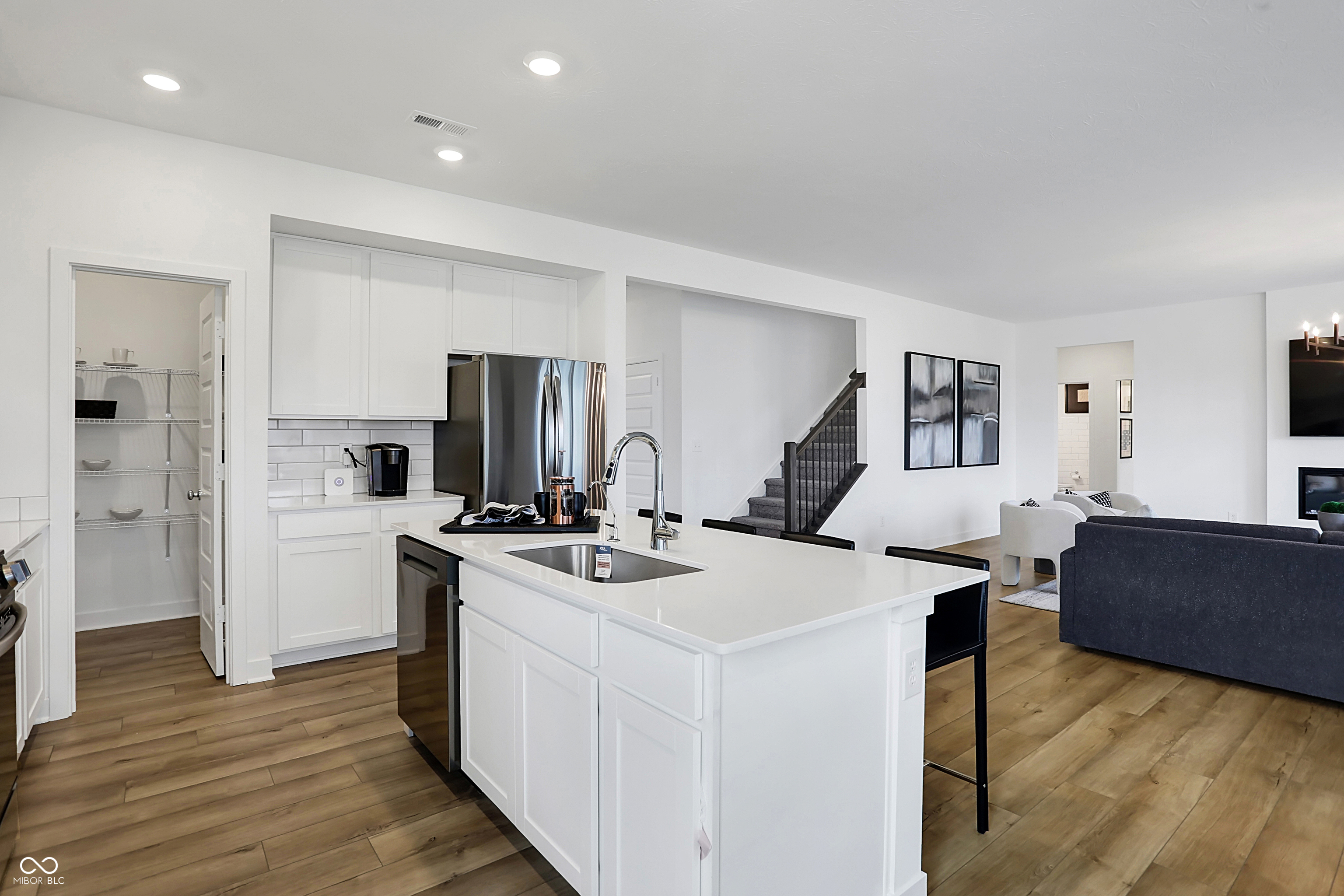 8748 Georgina Street