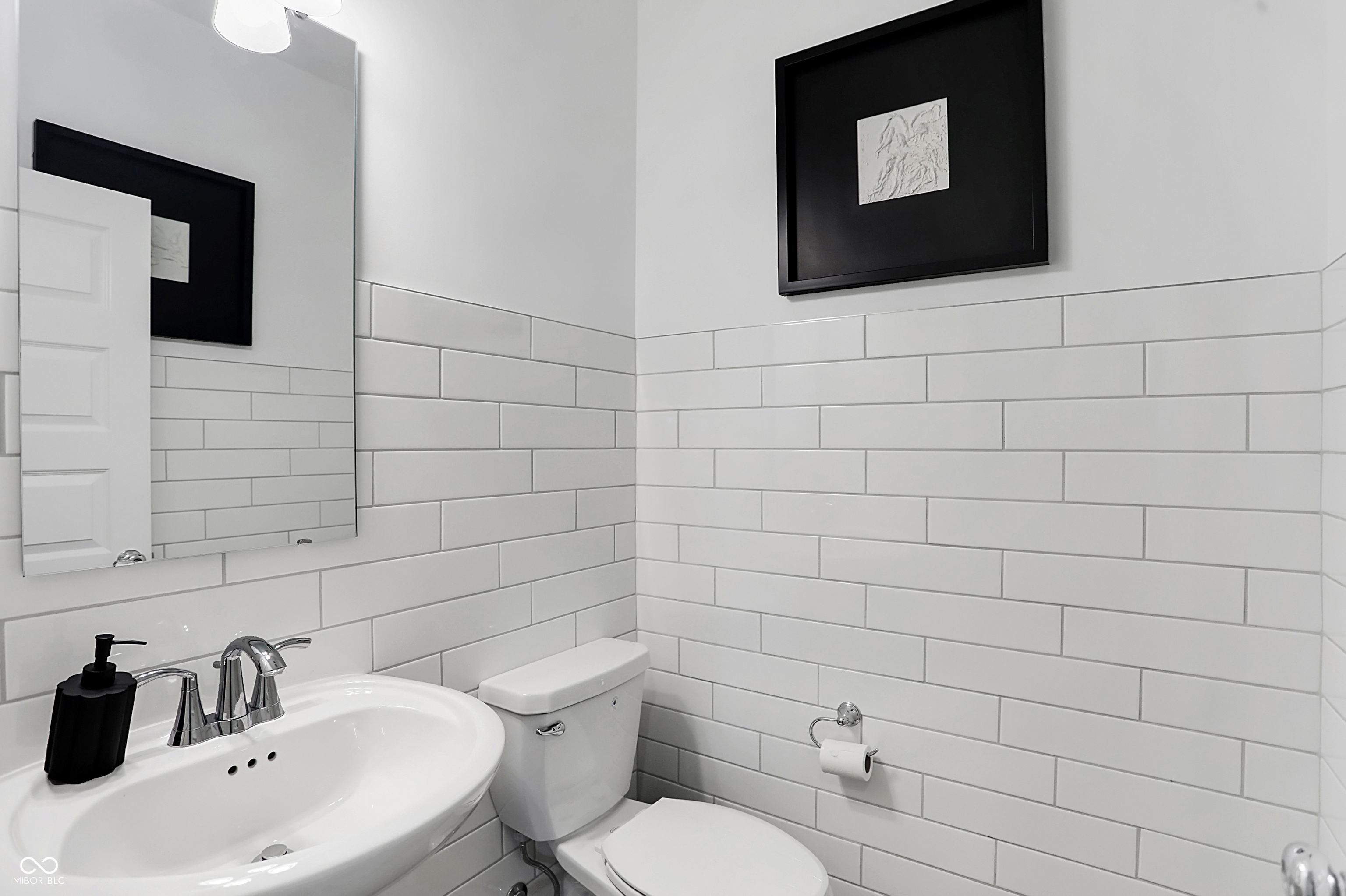 8748 Georgina Street