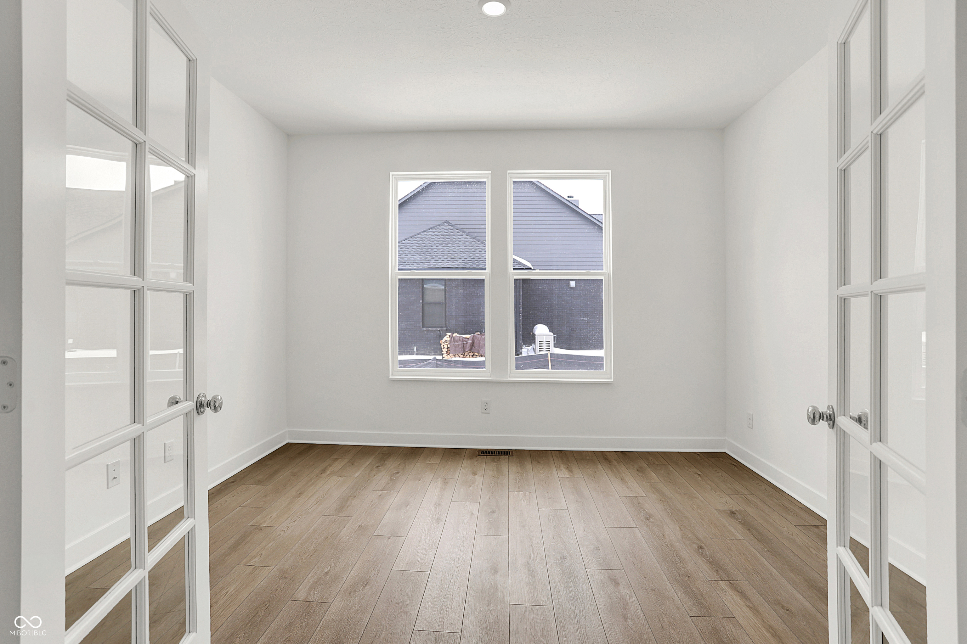 446 Breakwater Drive