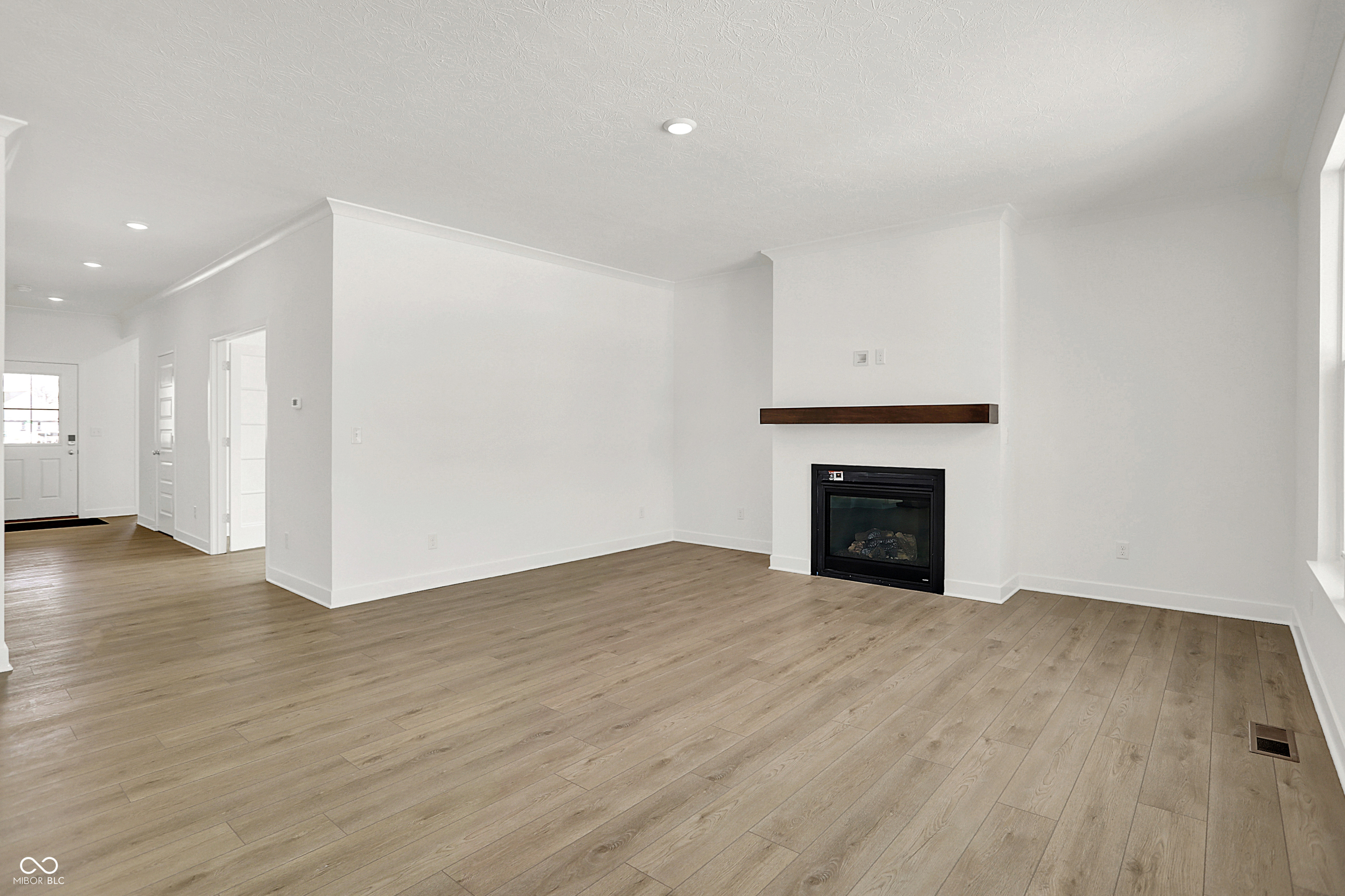 446 Breakwater Drive