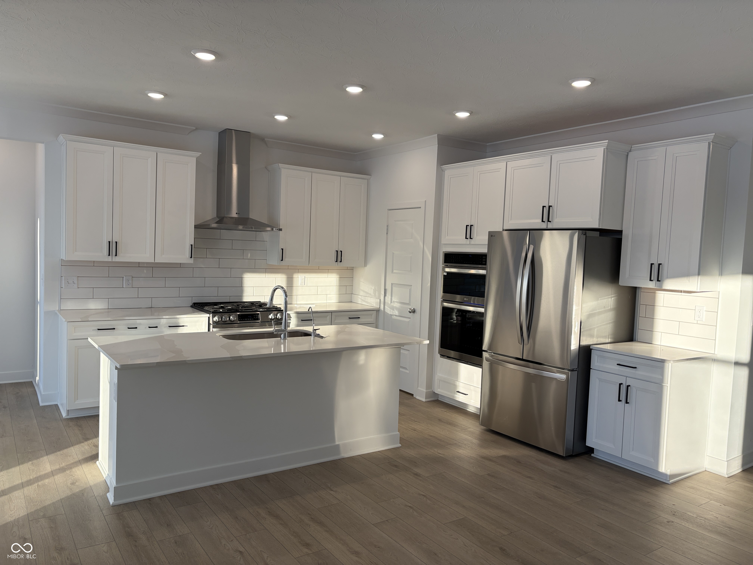 446 Breakwater Drive