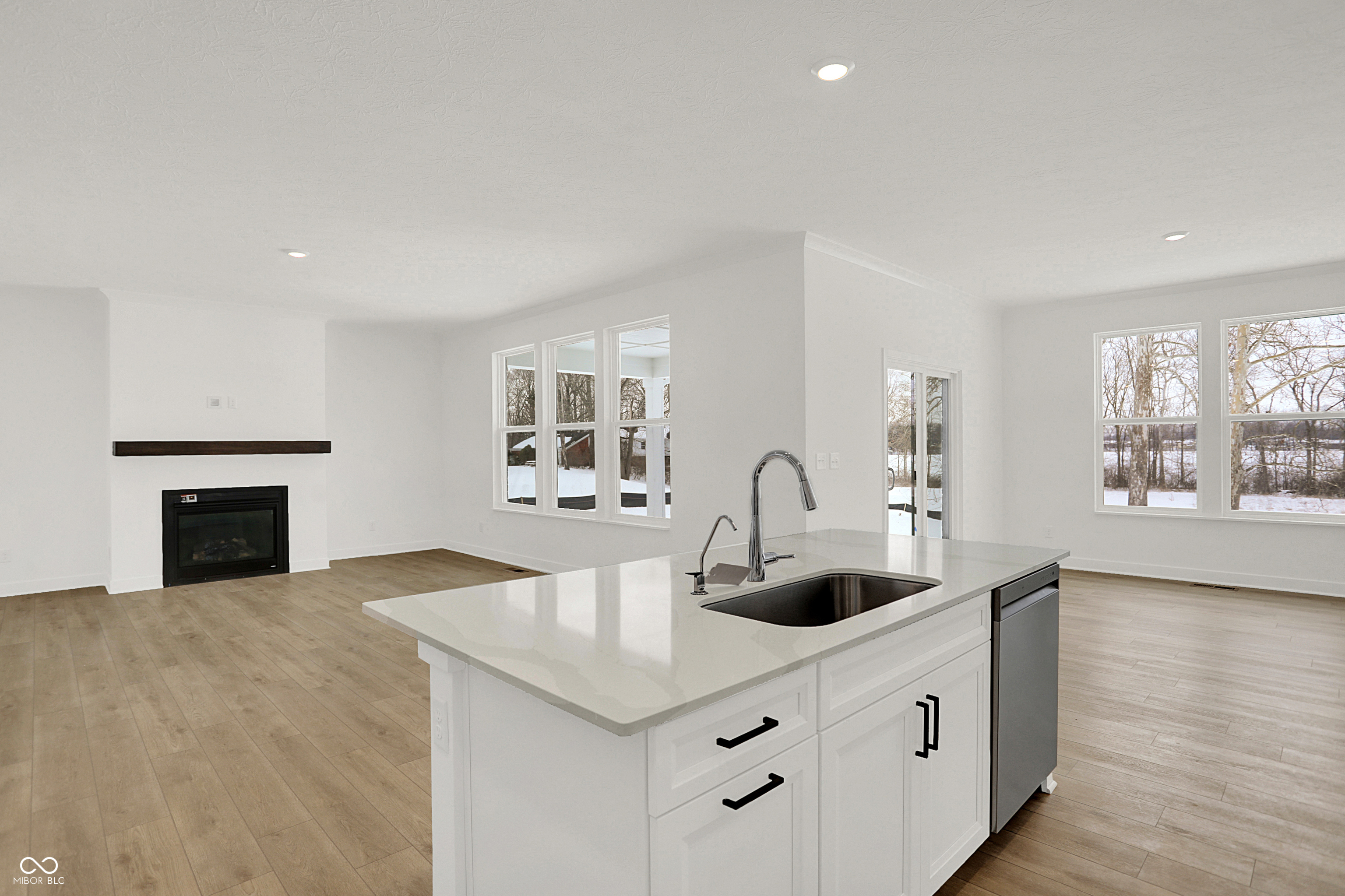 446 Breakwater Drive