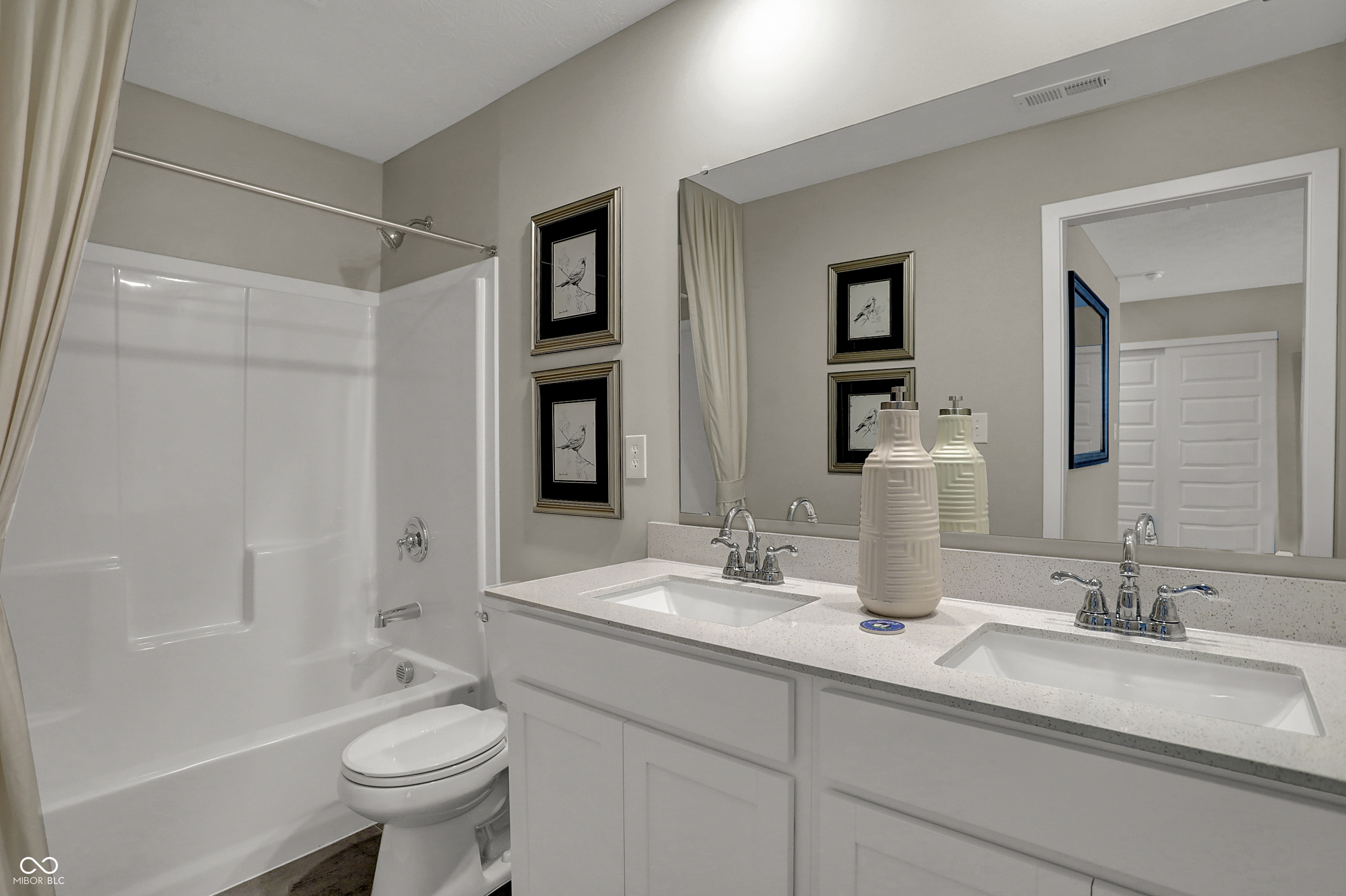 6052 Slippery Elm Bend