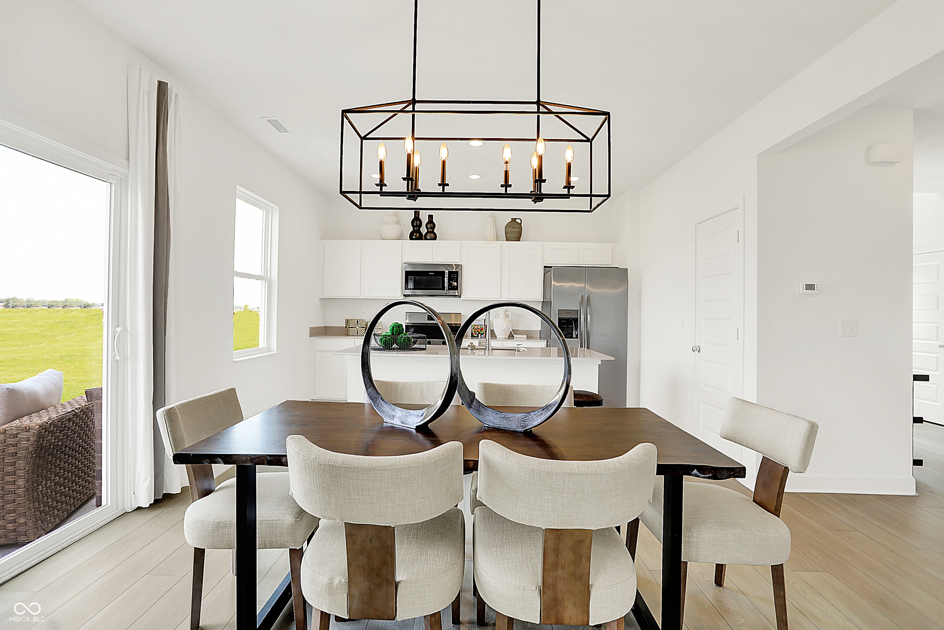 2933 Woods Edge Drive