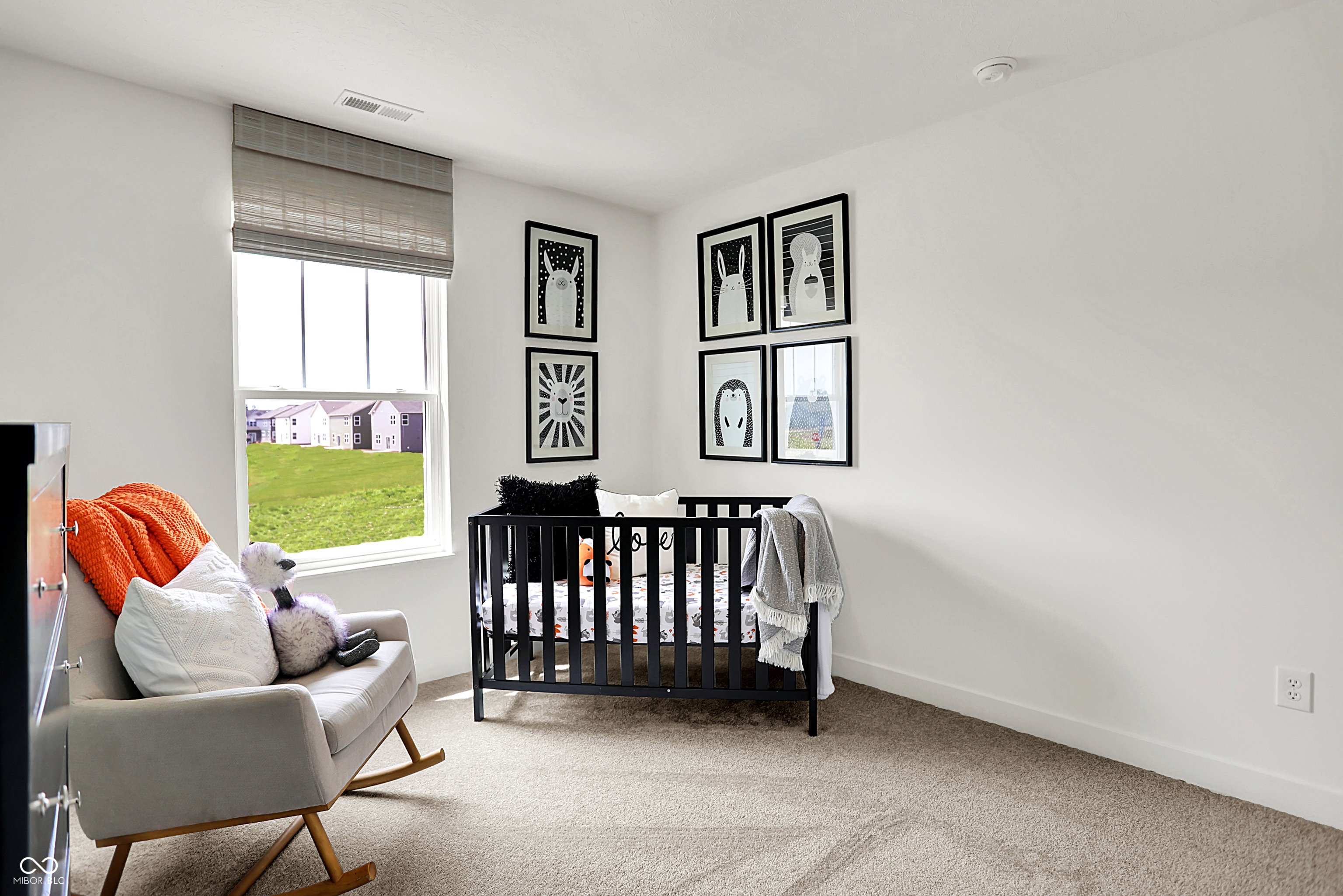 2933 Woods Edge Drive