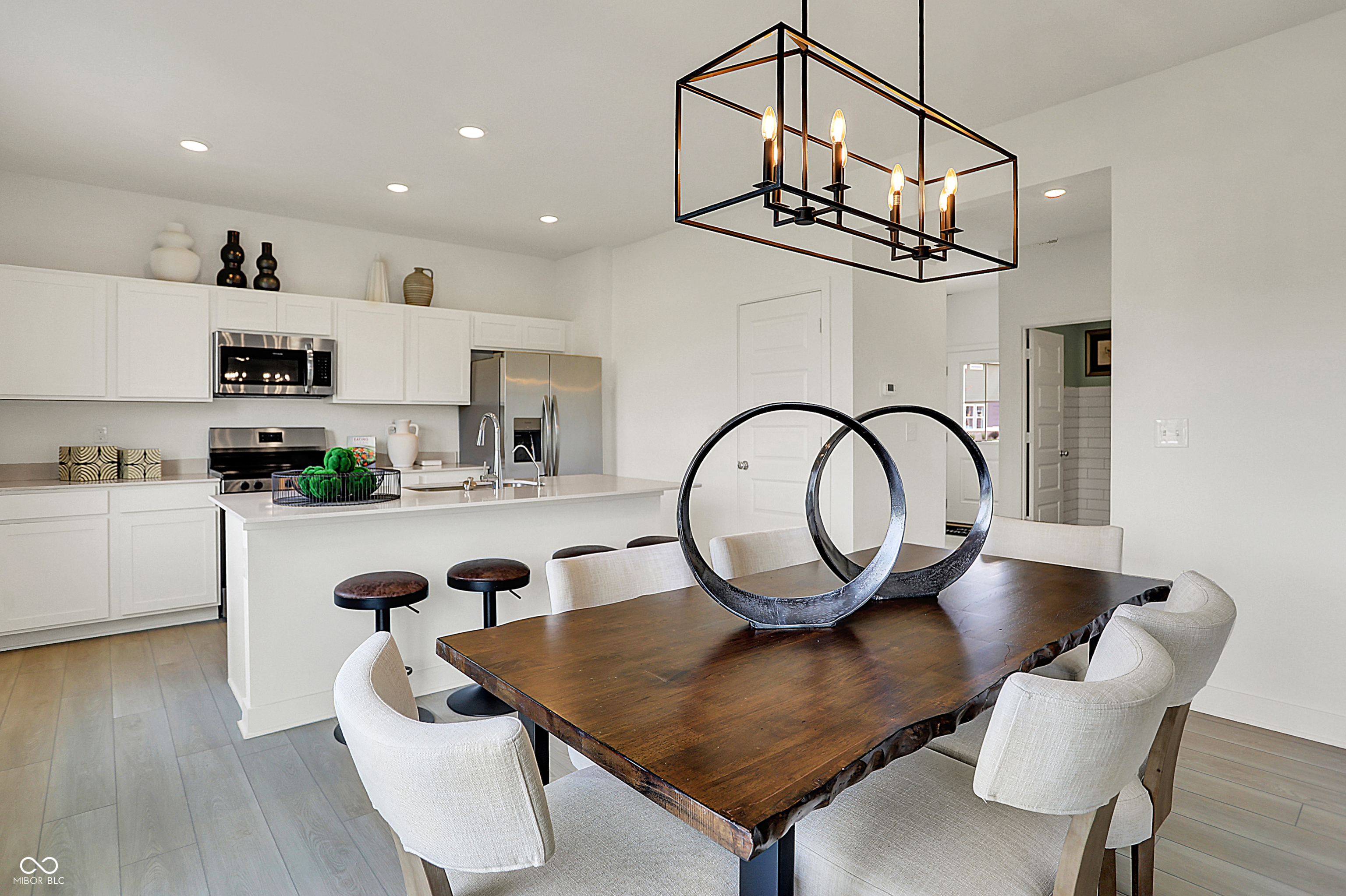 2885 Woods Edge Drive