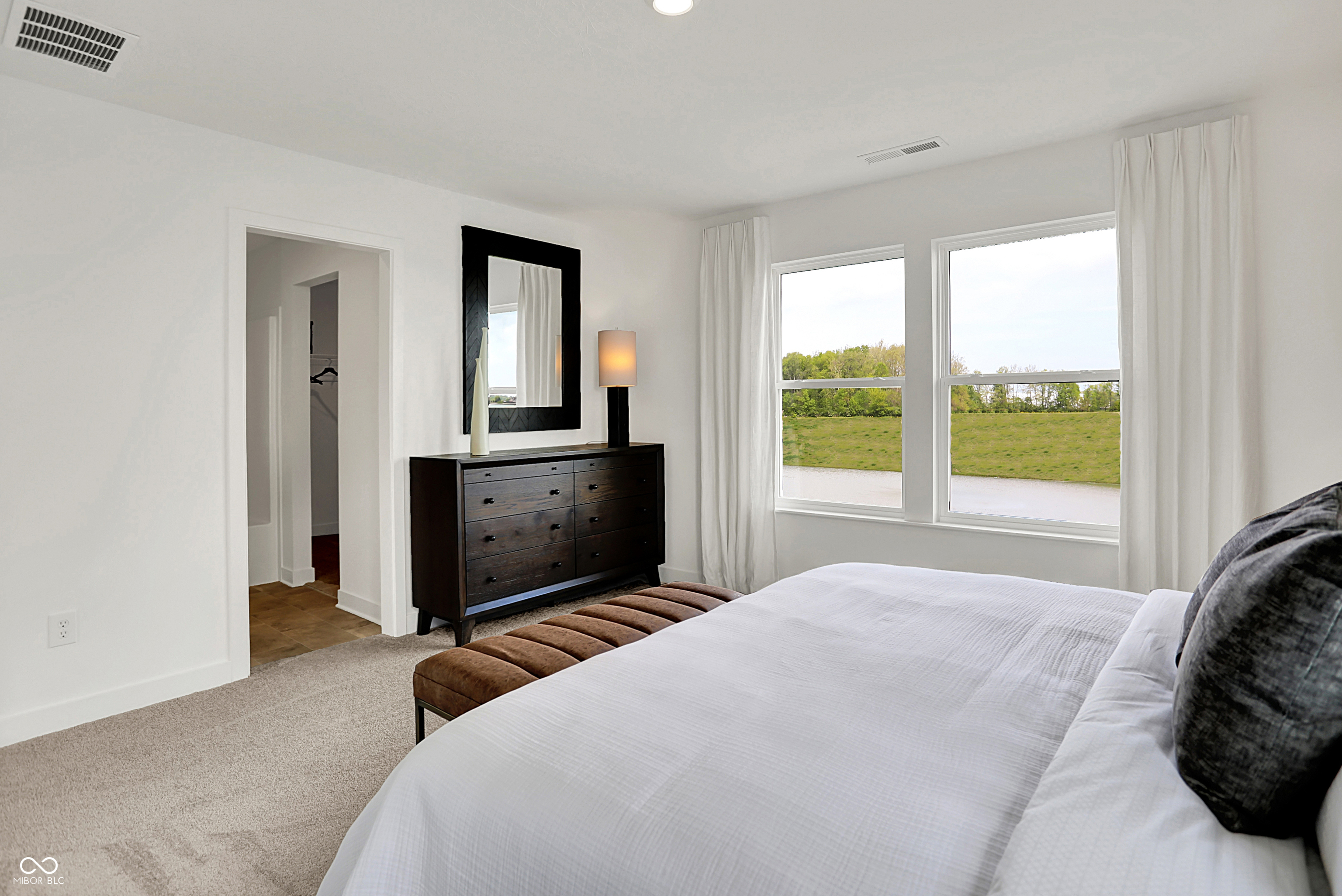 2883 Woods Edge Drive