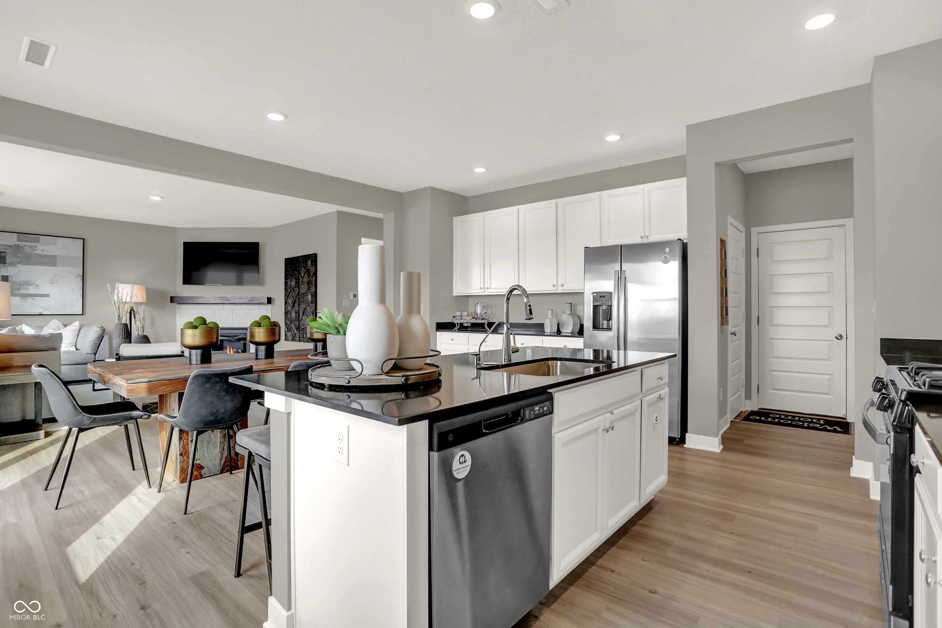 12937 South Rim Drive