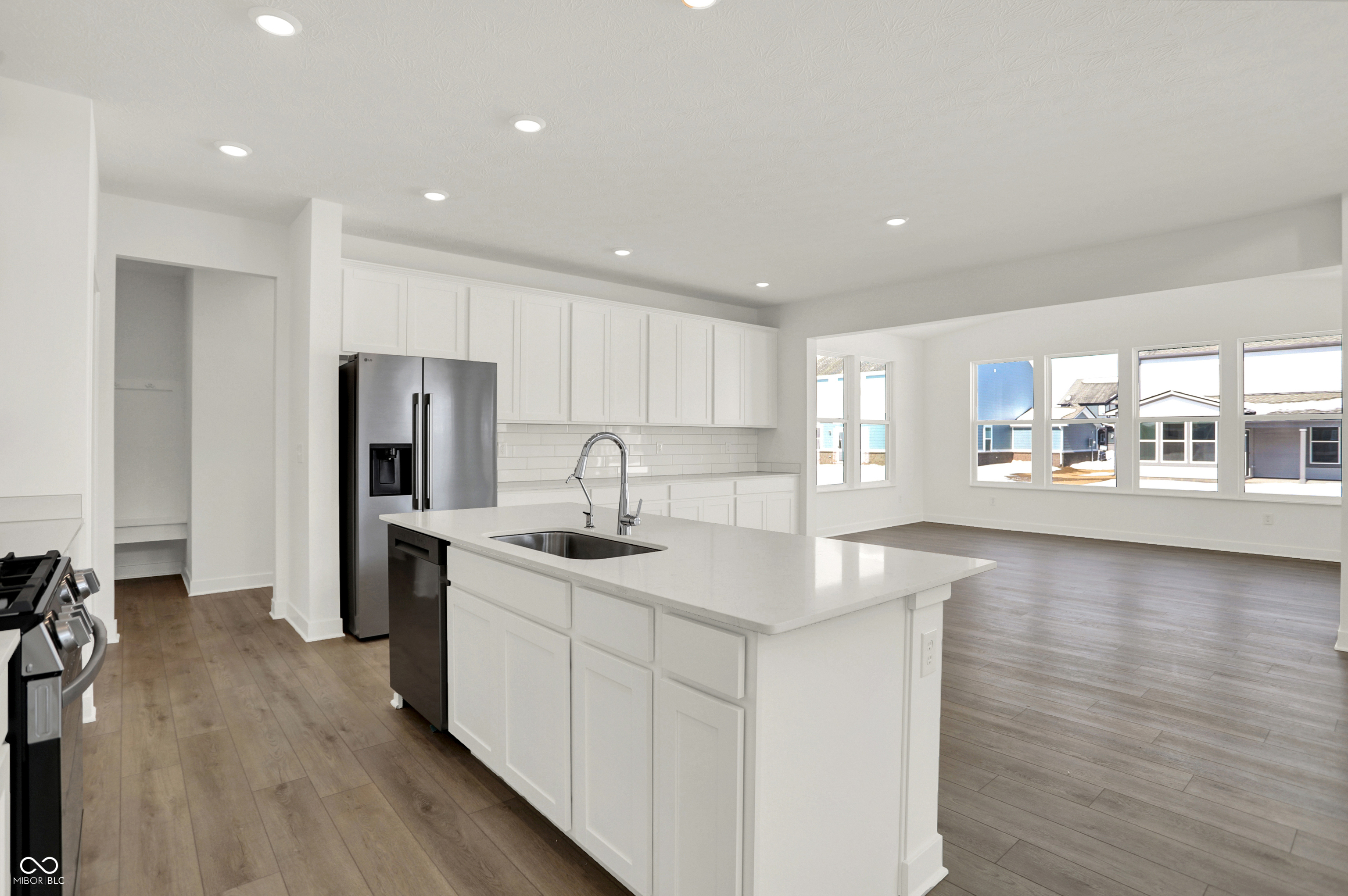 1366 Carmichael Street