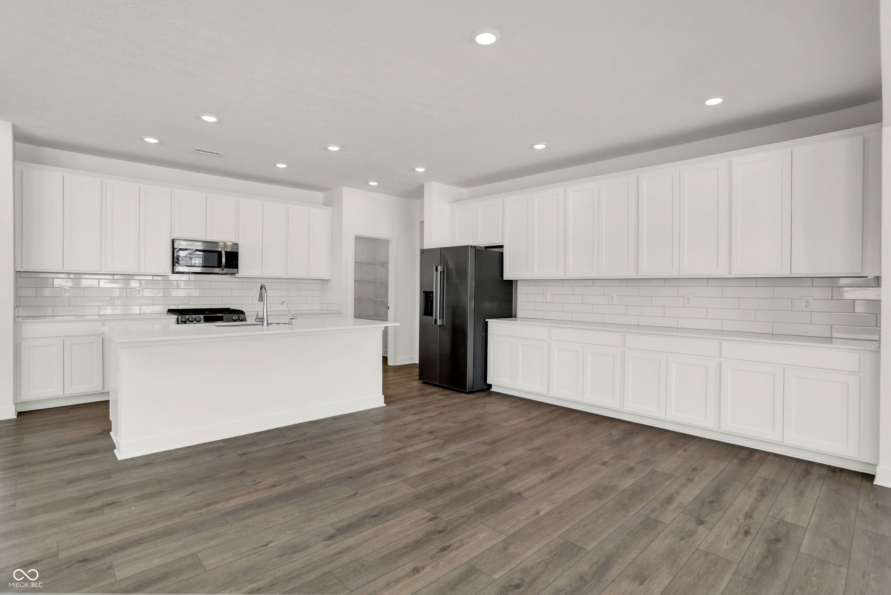 1366 Carmichael Street