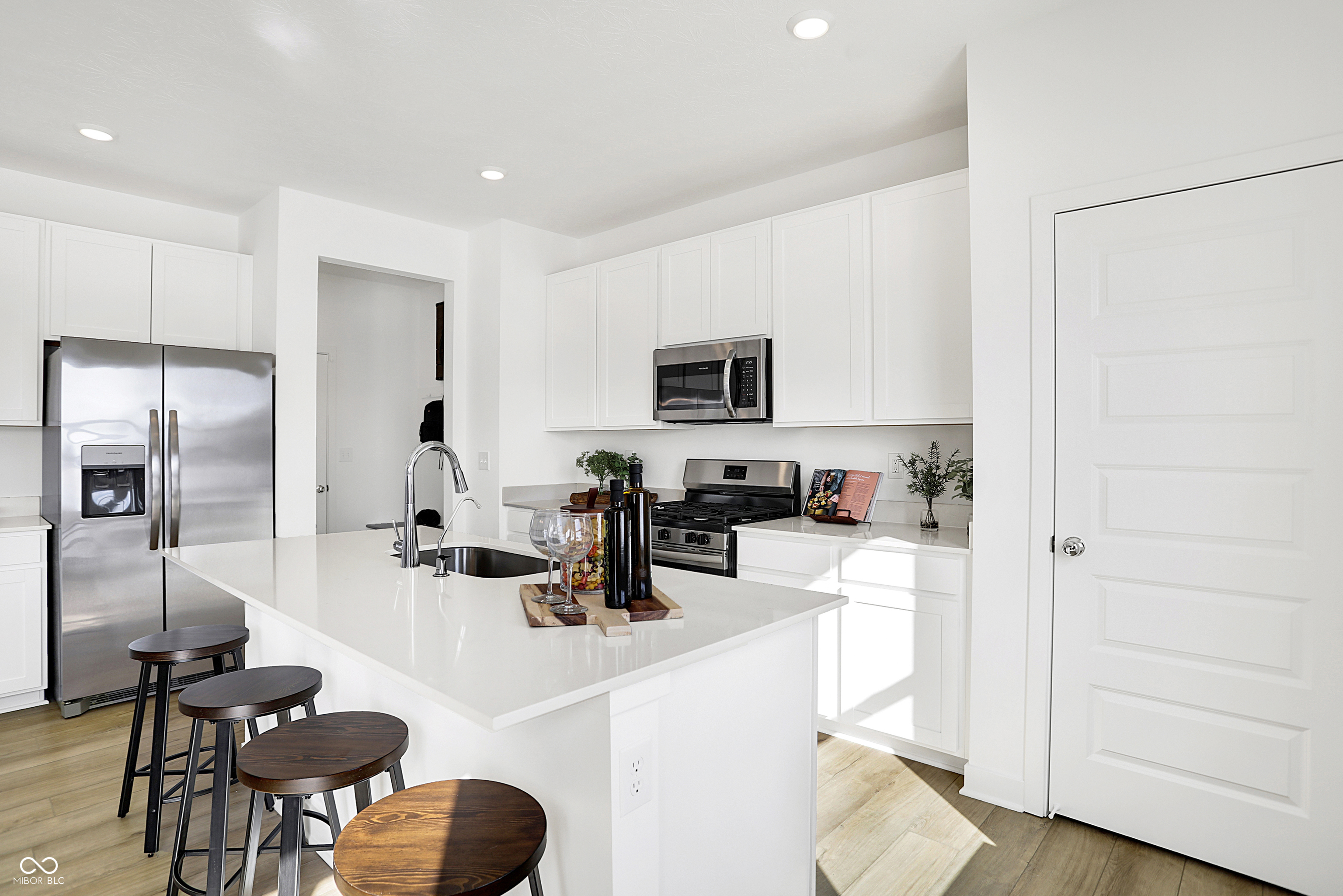 1563 Alpine Lane