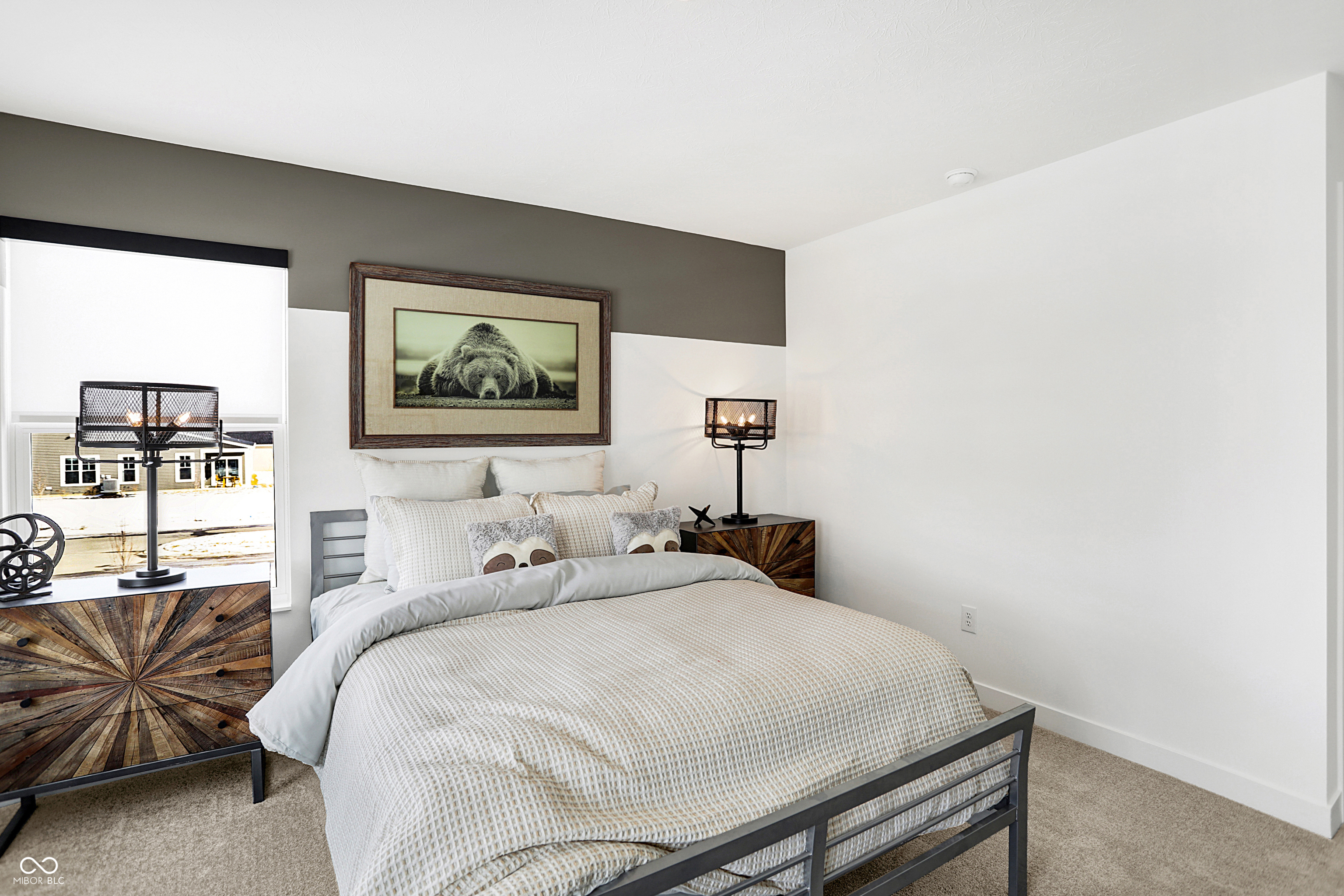 1563 Alpine Lane