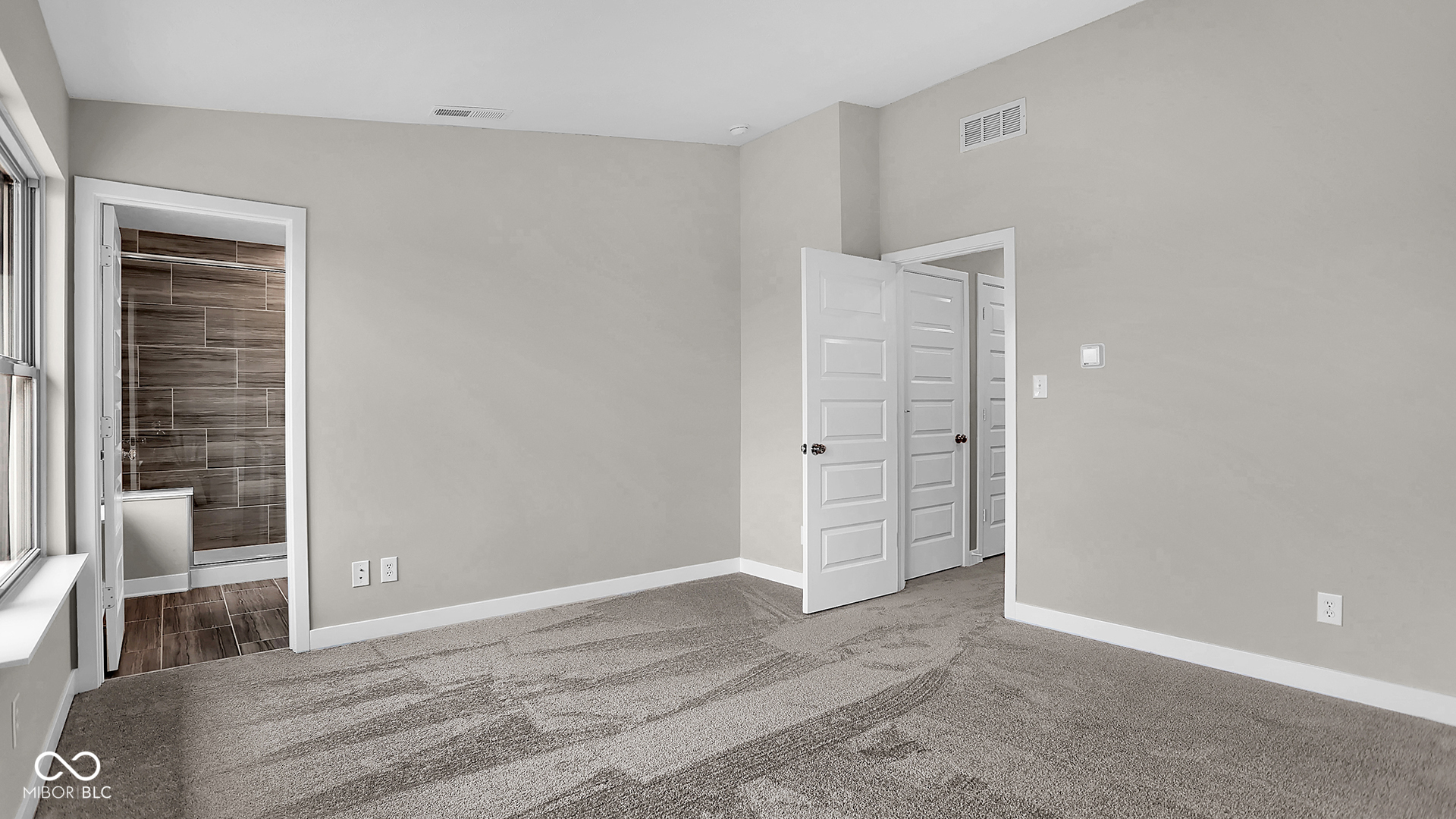 1581 Hamilton Ridge Road