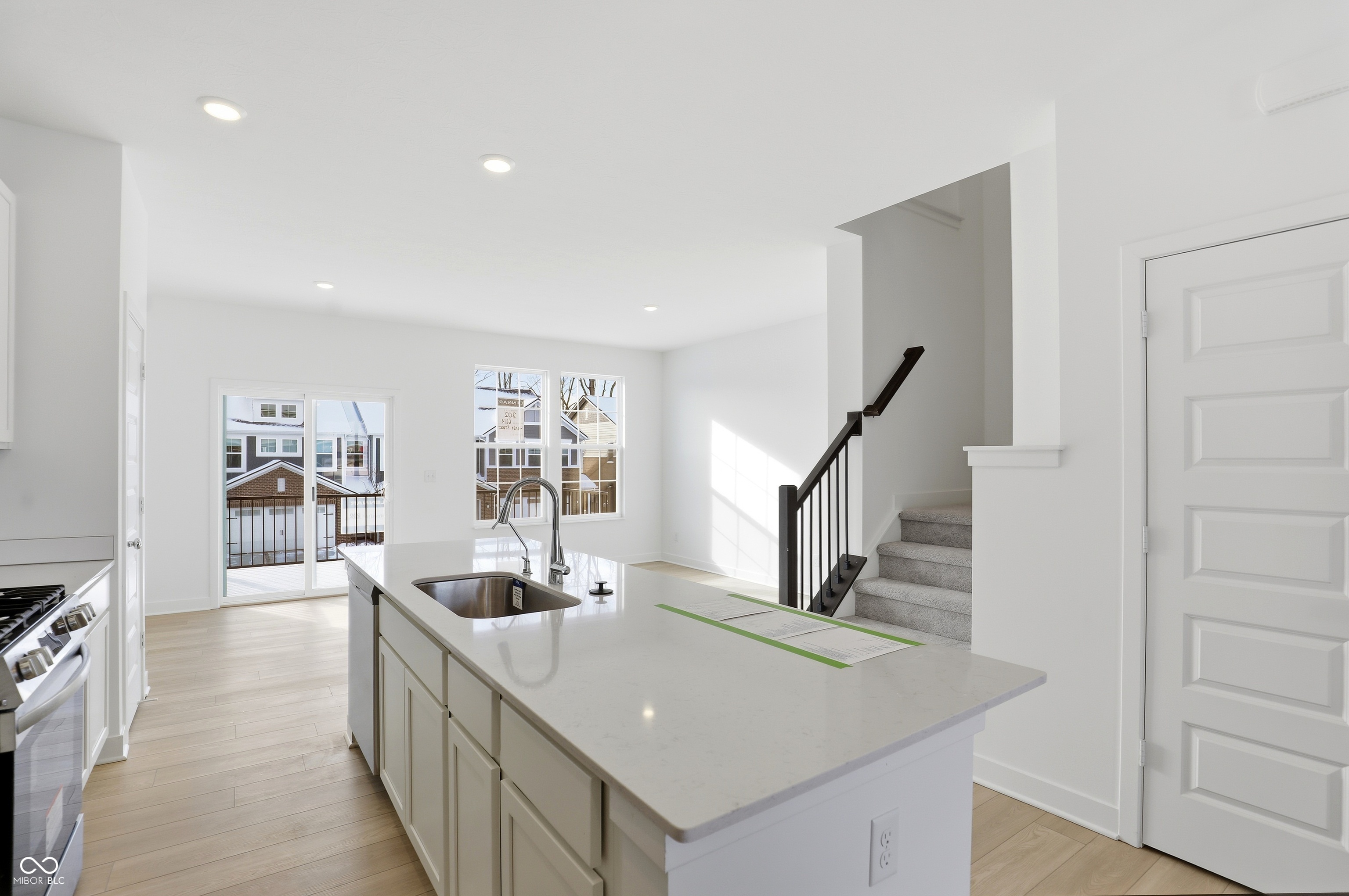 6614 Halsey Street