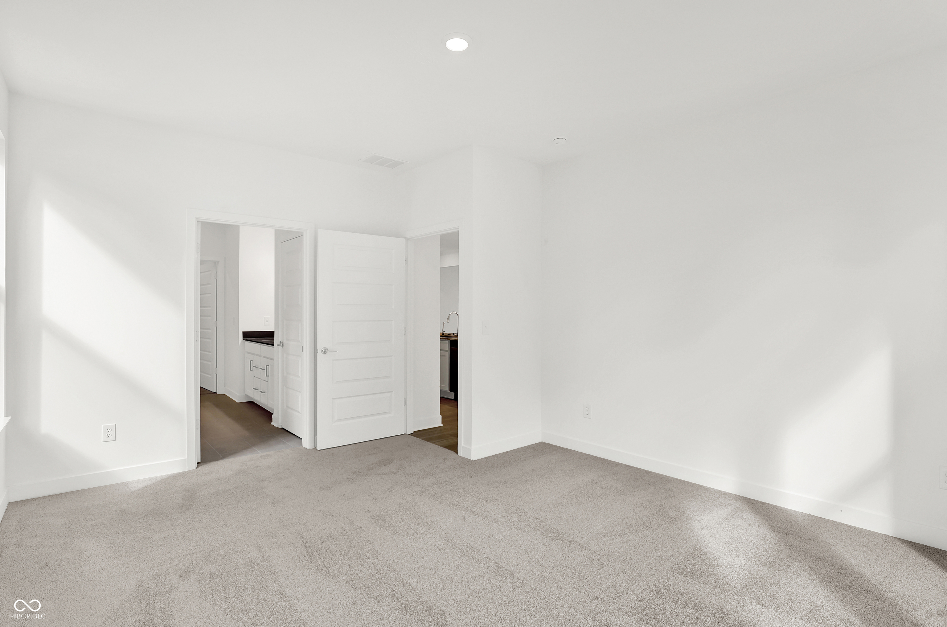 5279 Nettleton Way