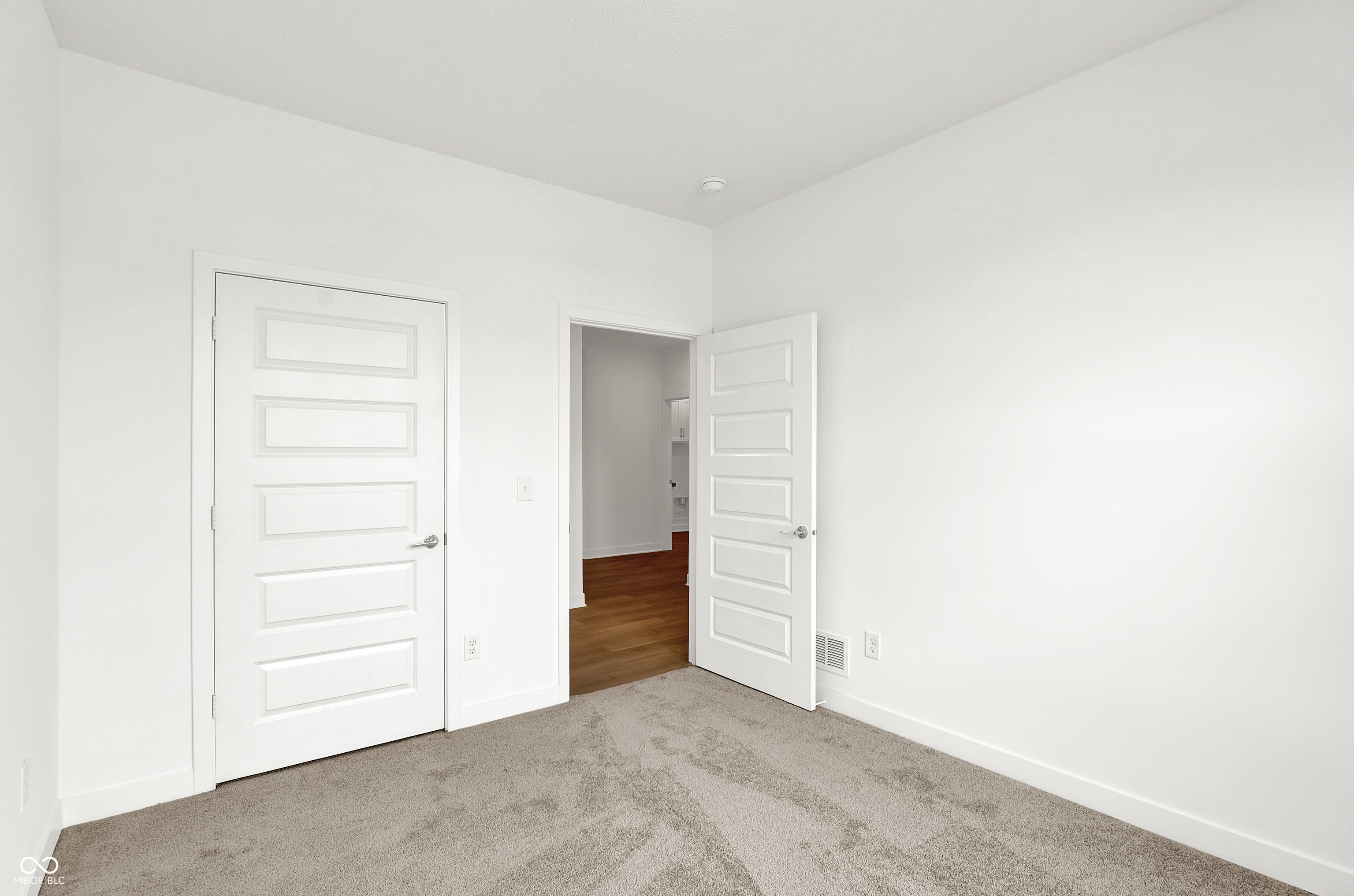 5279 Nettleton Way
