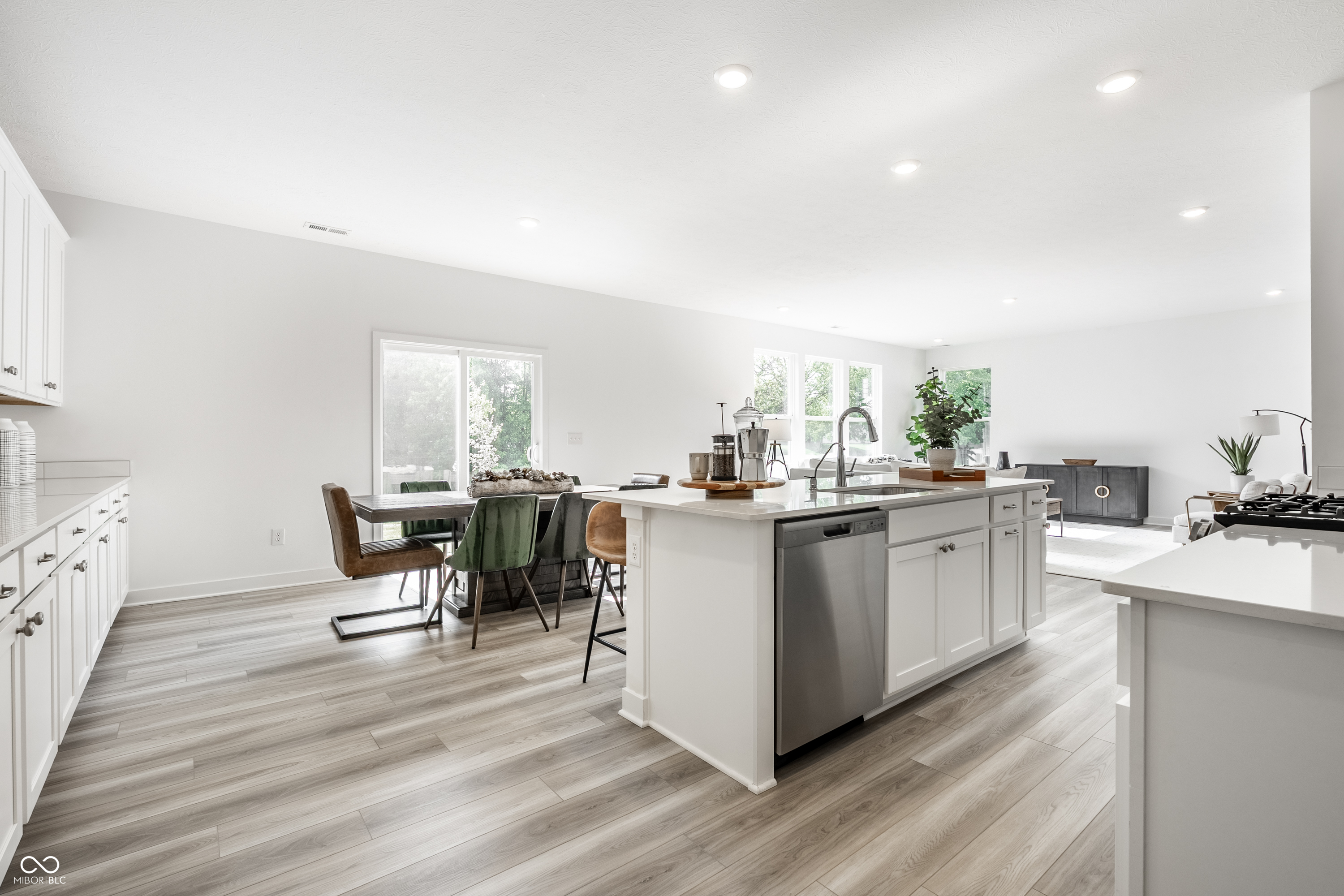 19392 Honeylocust Glen