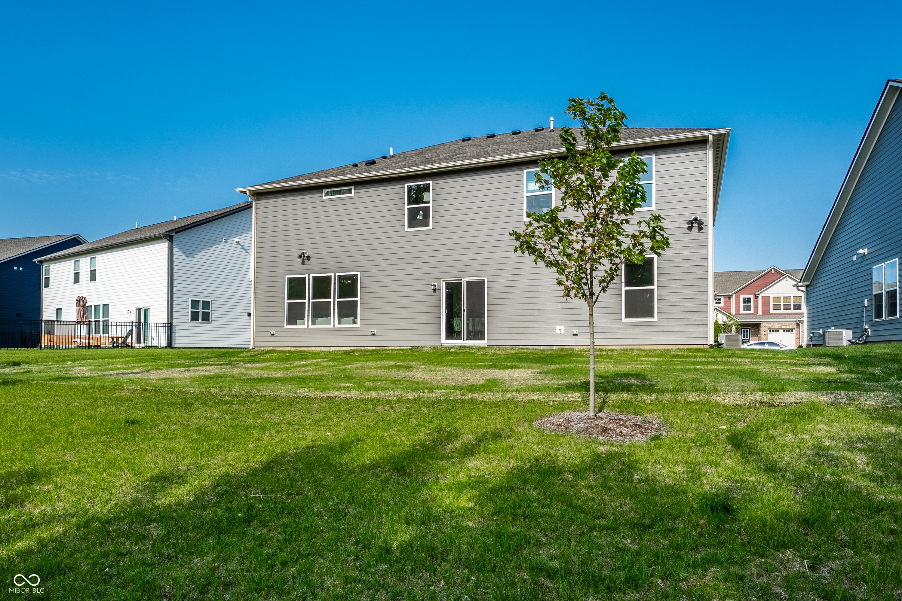 19392 Honeylocust Glen