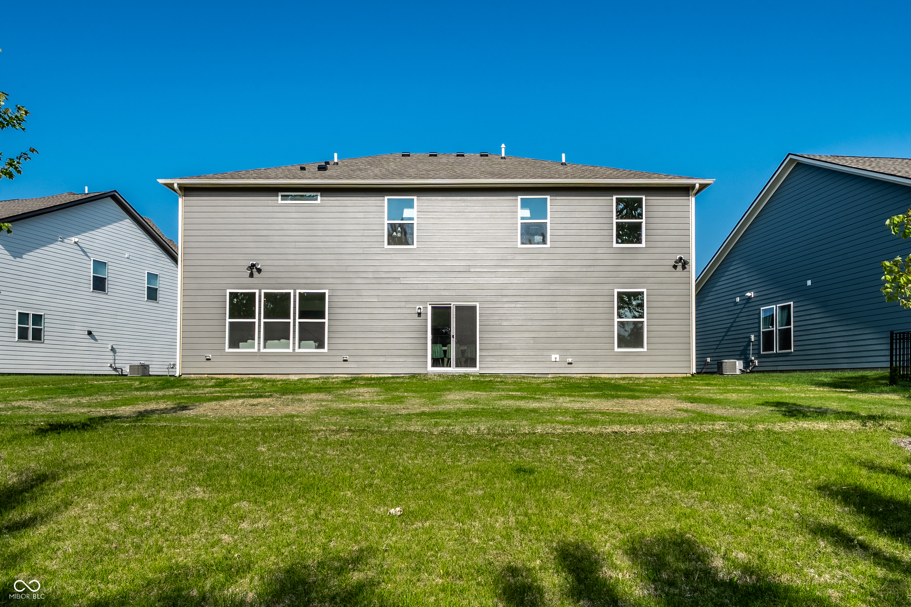19392 Honeylocust Glen