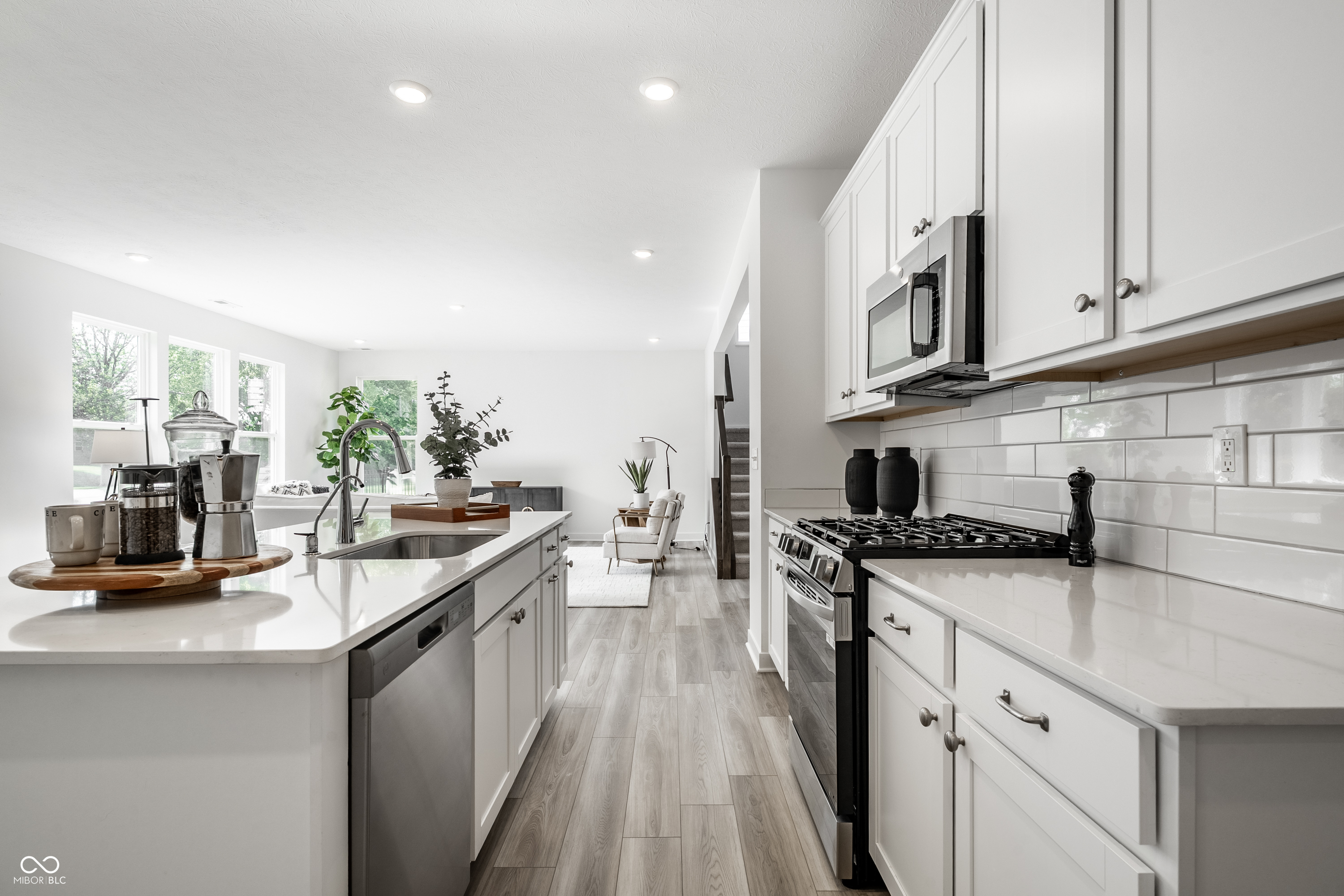 19392 Honeylocust Glen