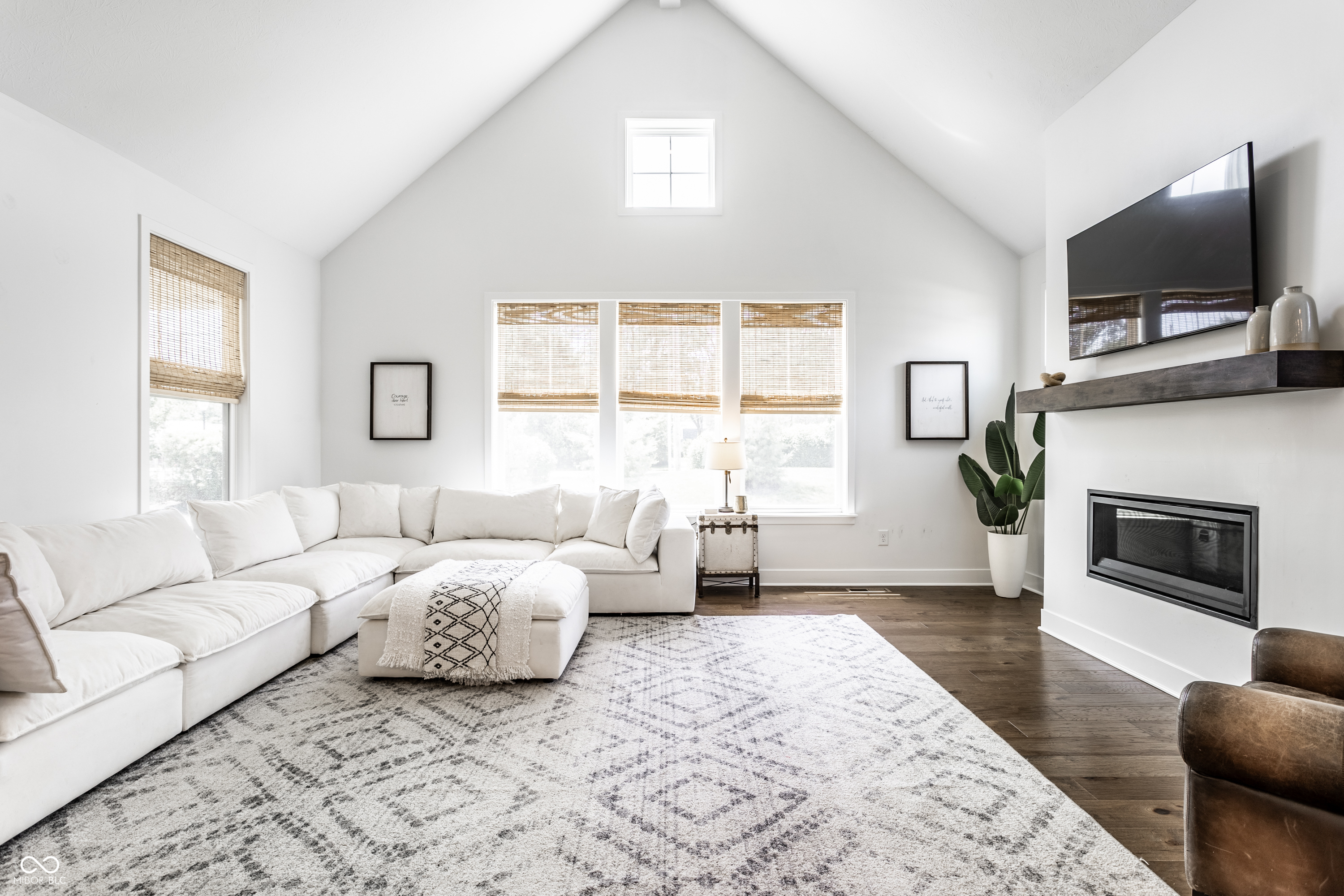 10216 Edgerton Lane