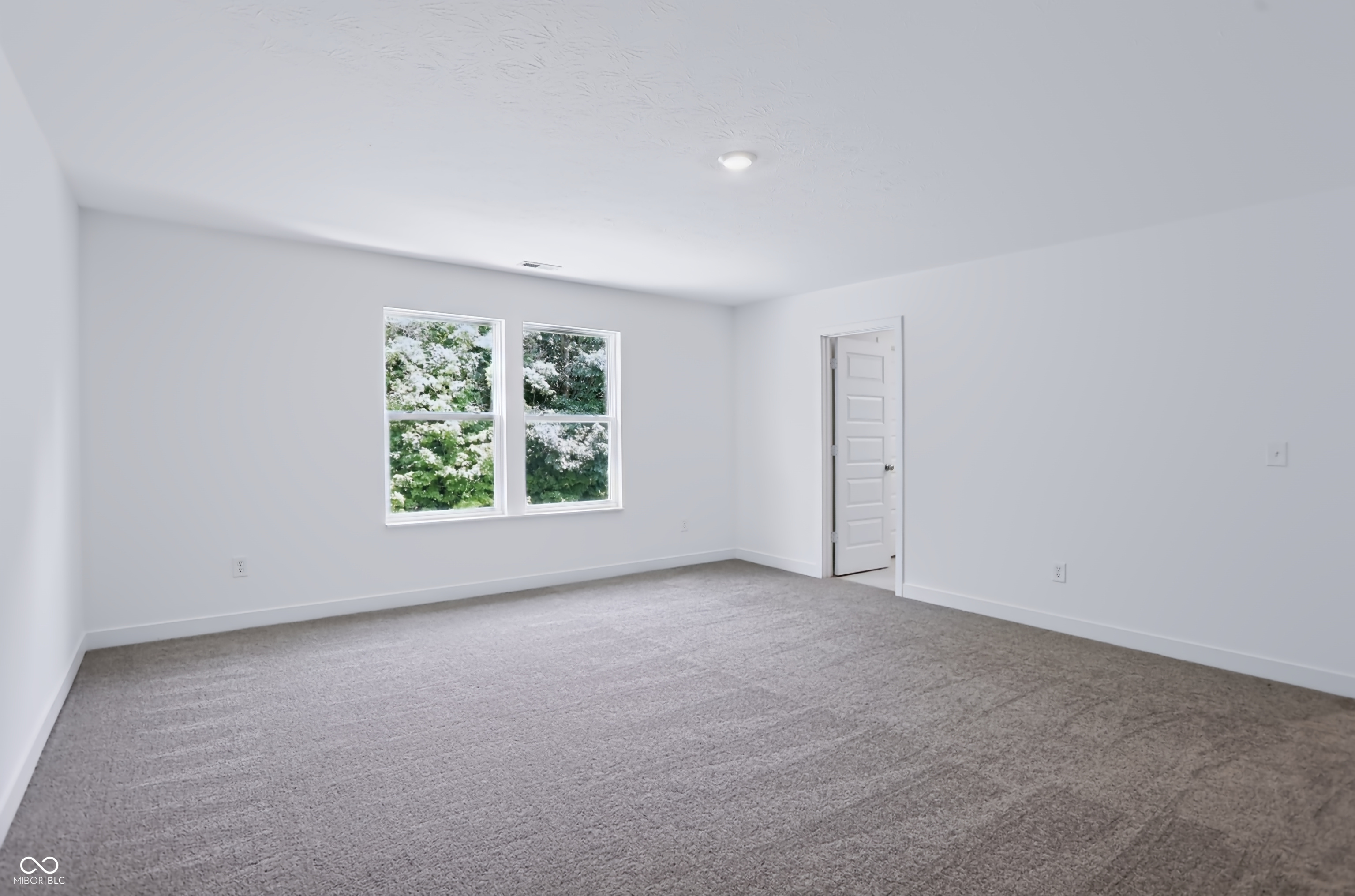4119 Bumps End Drive