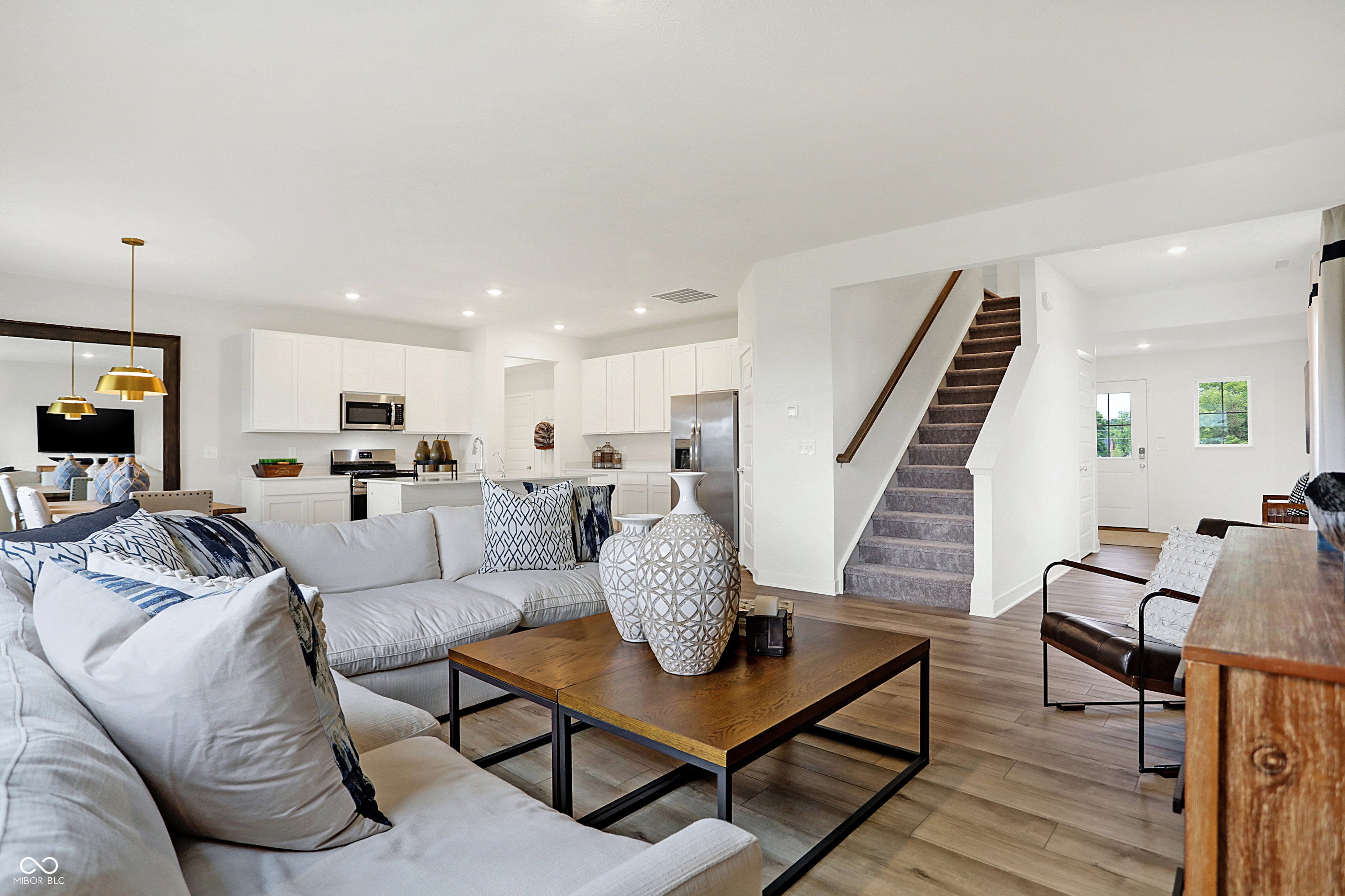 7390 Cella Lane