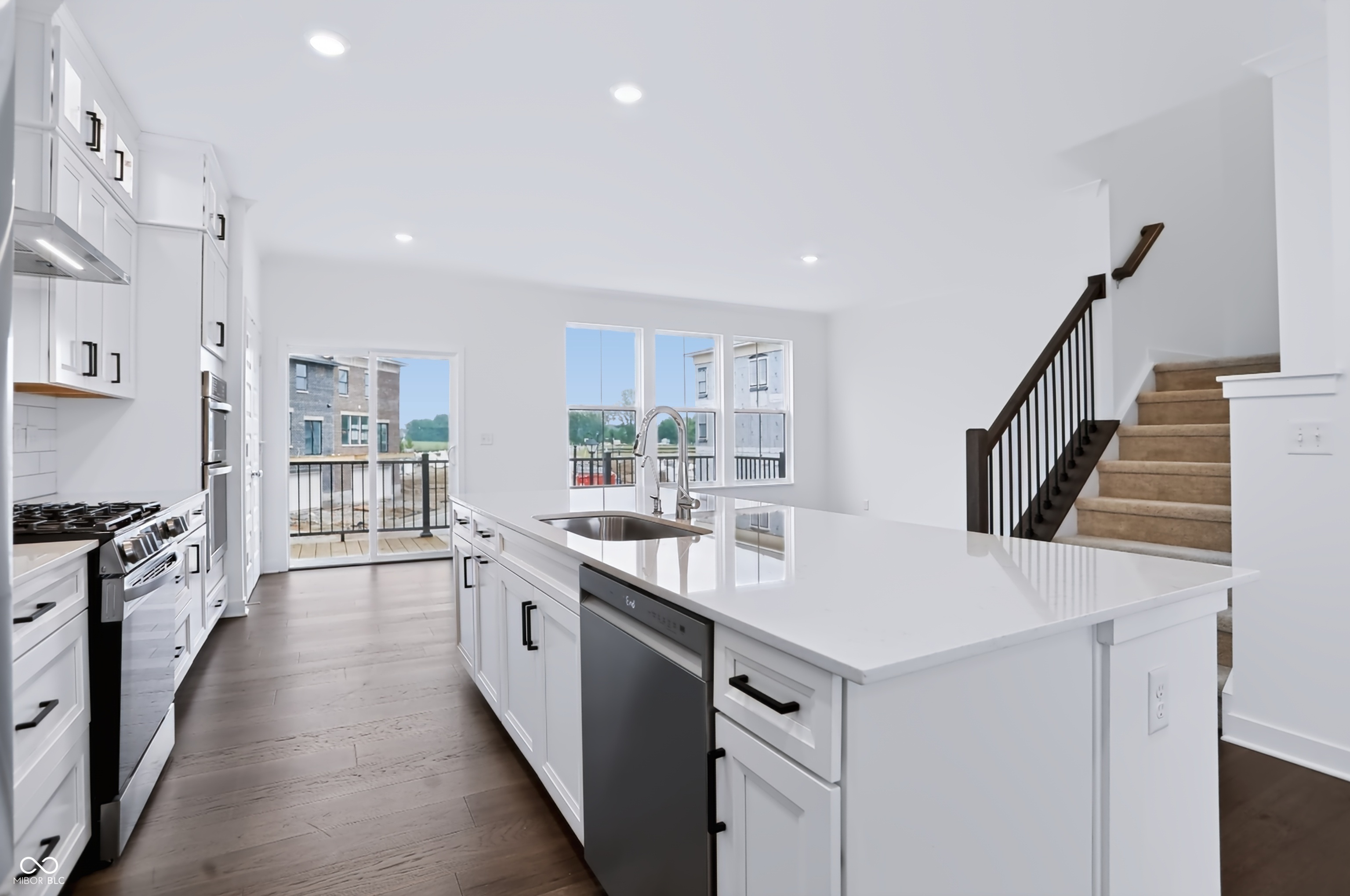 1551 Hamilton Ridge Road