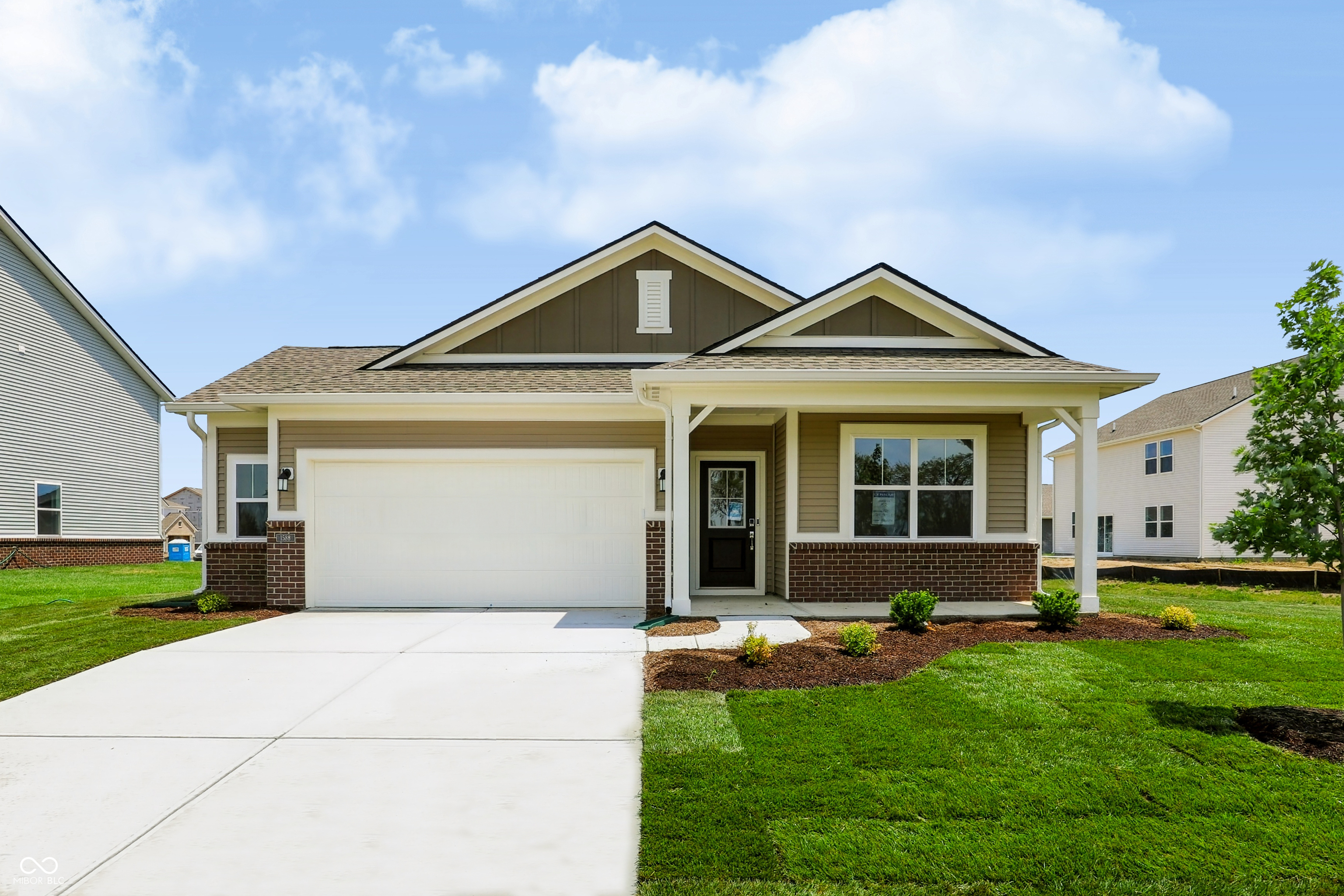 1588 Pine Circle