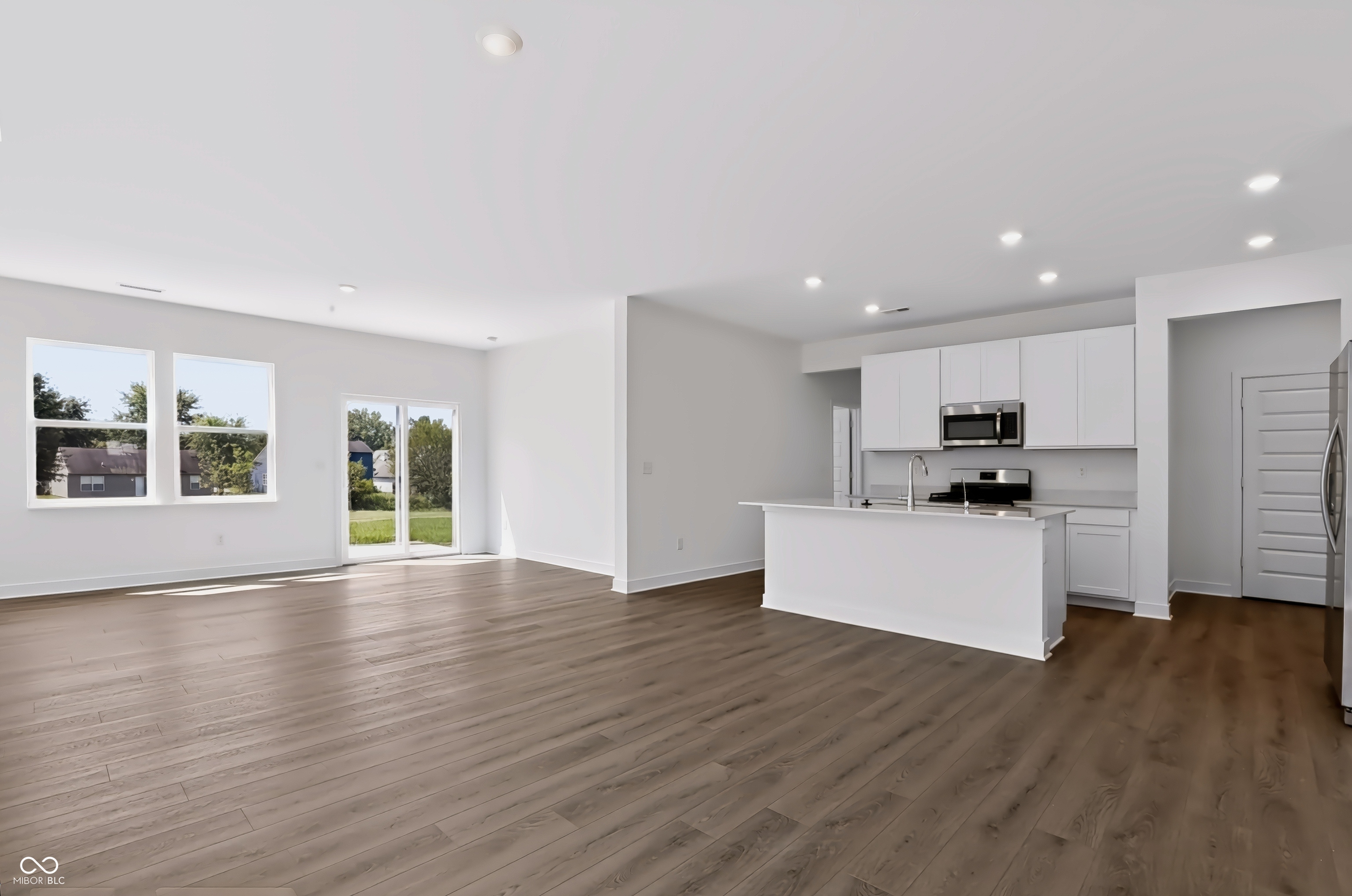 9059 Noble Heights Lane