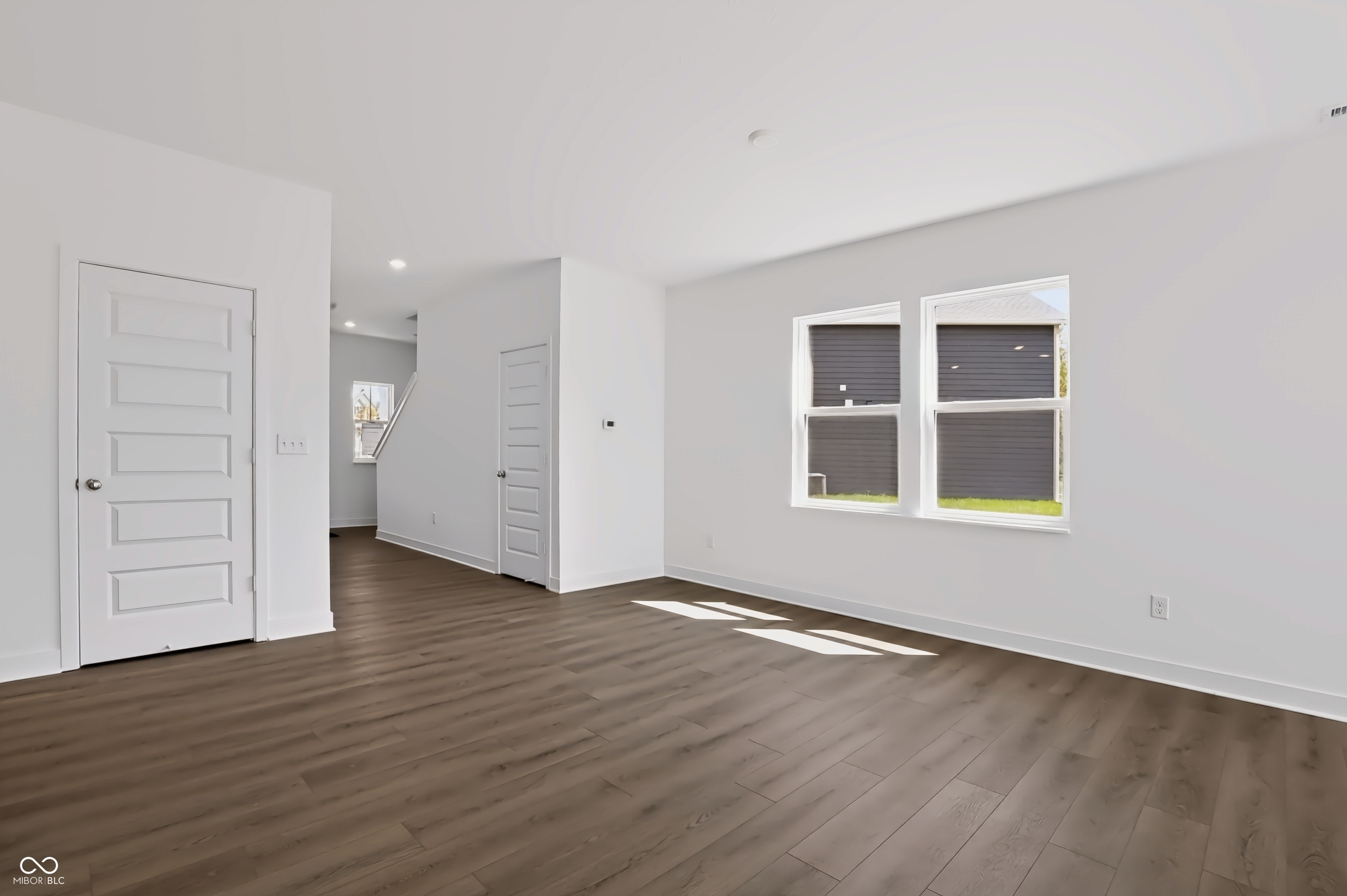 9059 Noble Heights Lane
