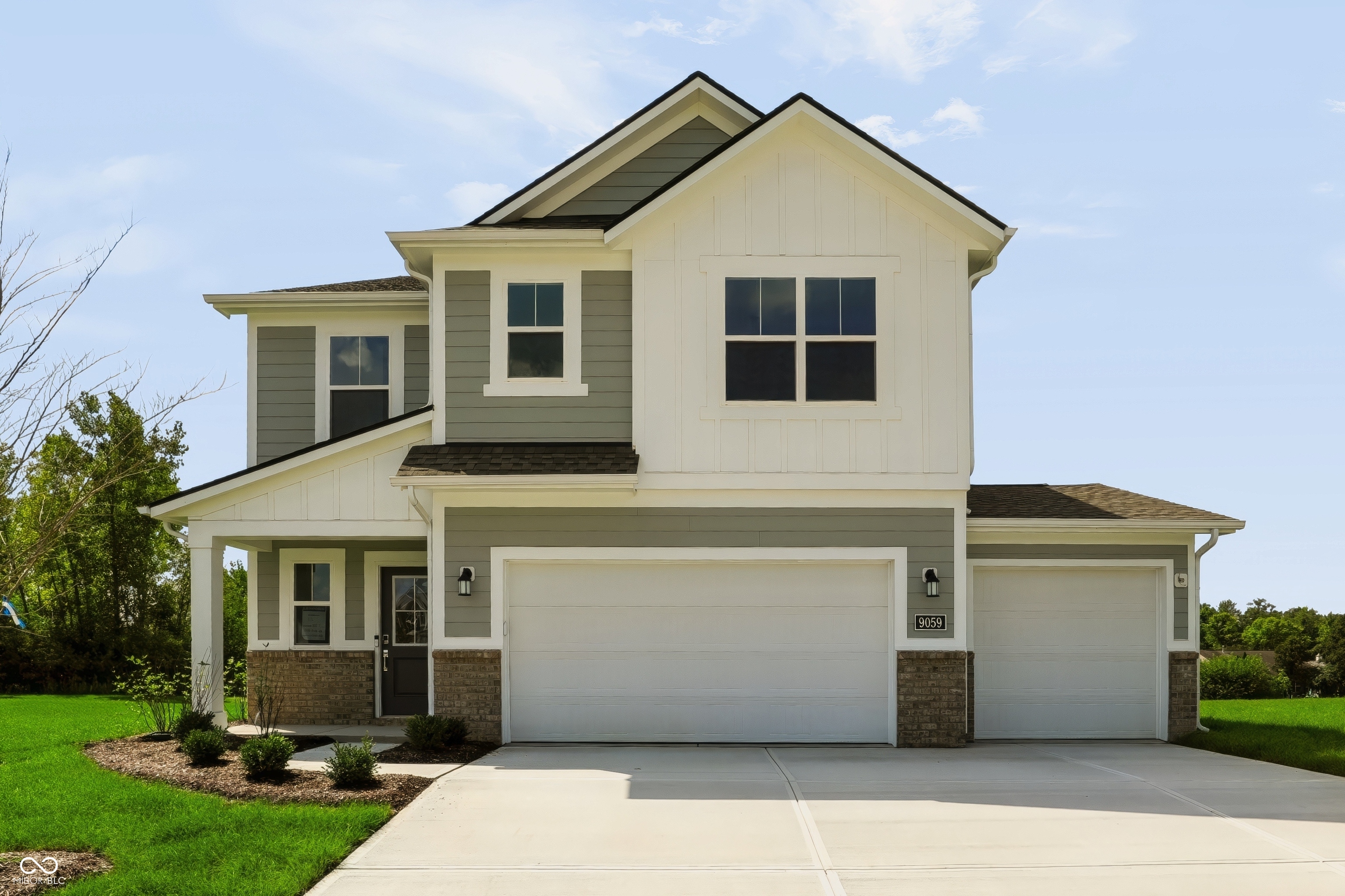 9059 Noble Heights Lane