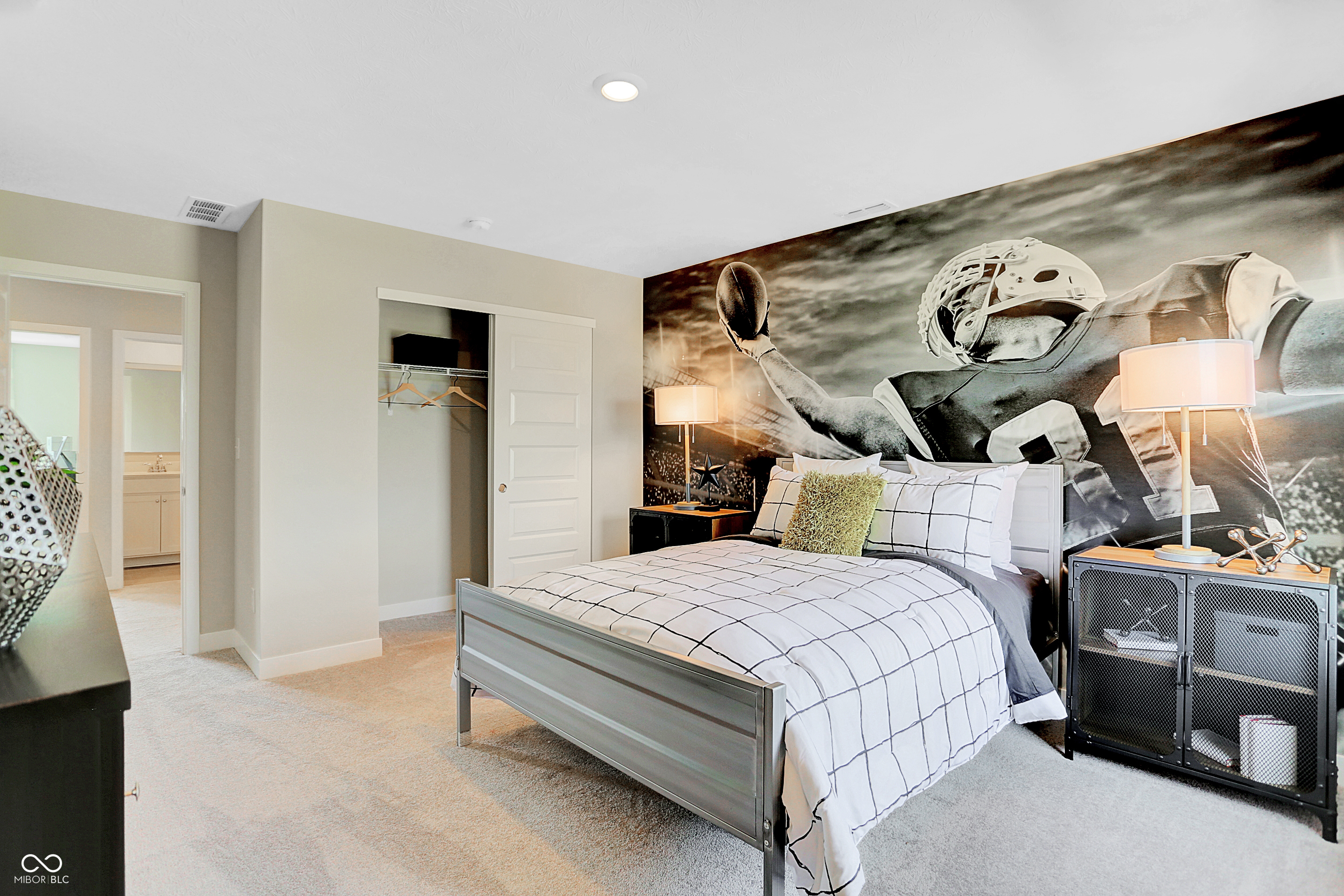 8910 Noble Heights Lane