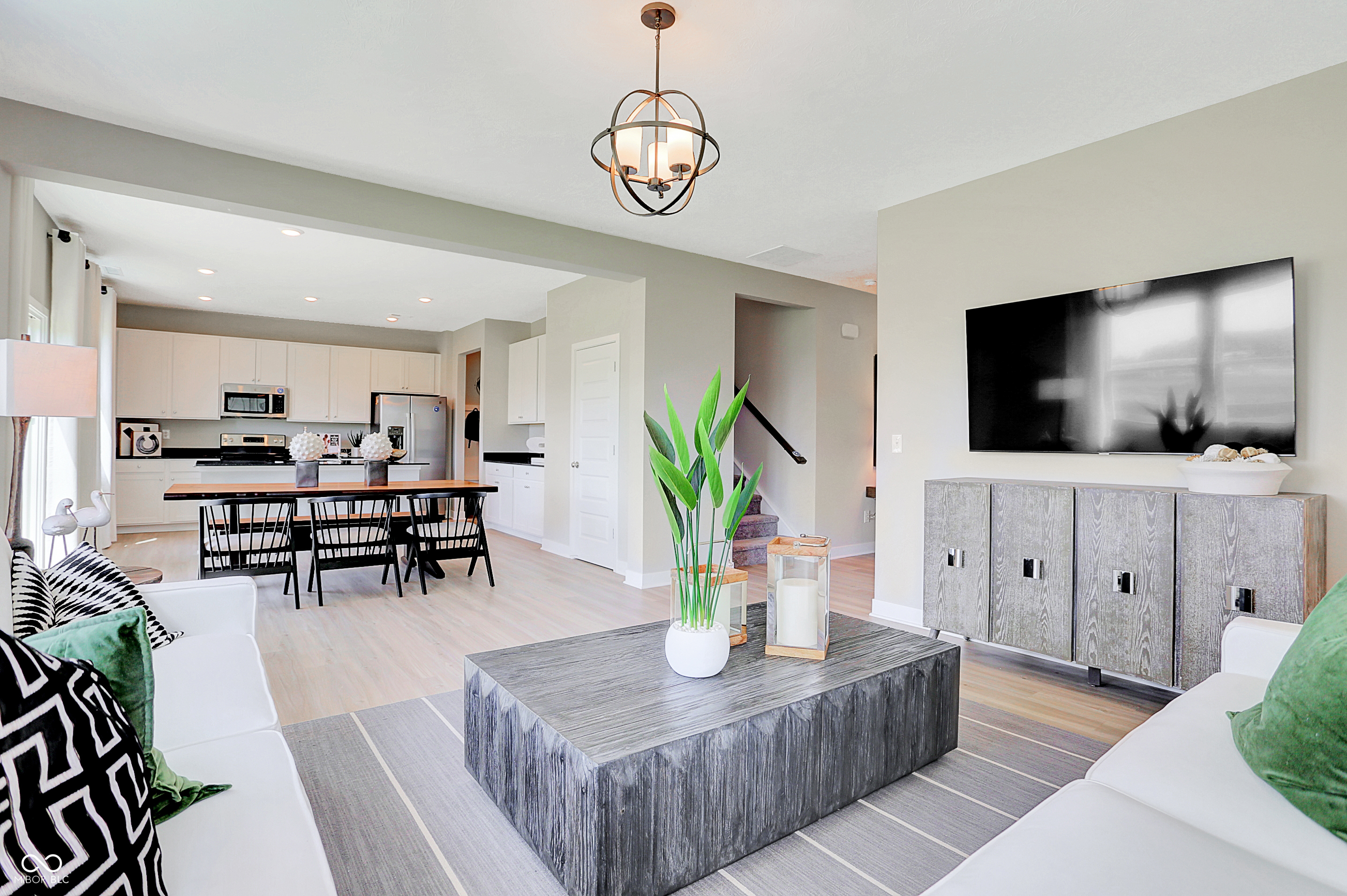 8910 Noble Heights Lane