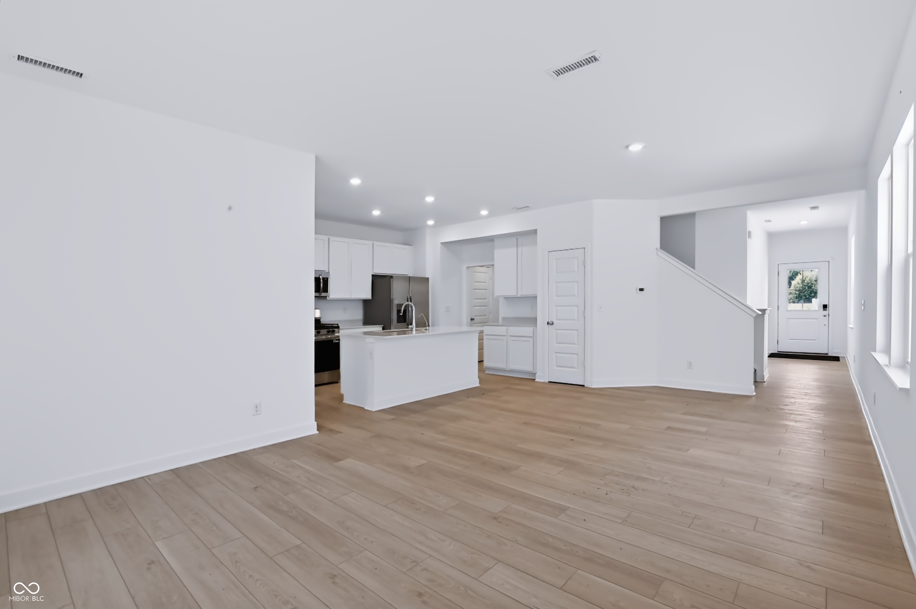 418 Monarch Lane