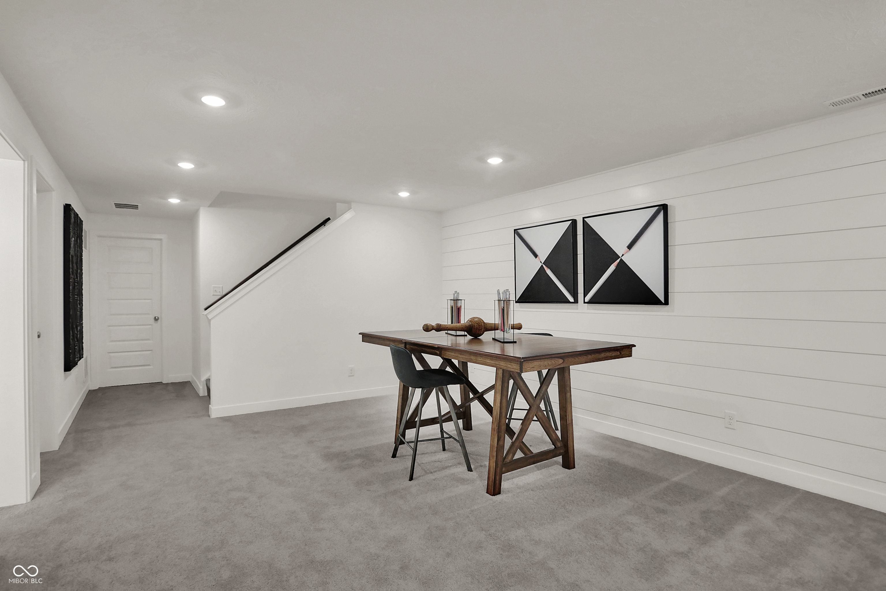 16817 Reed Drive