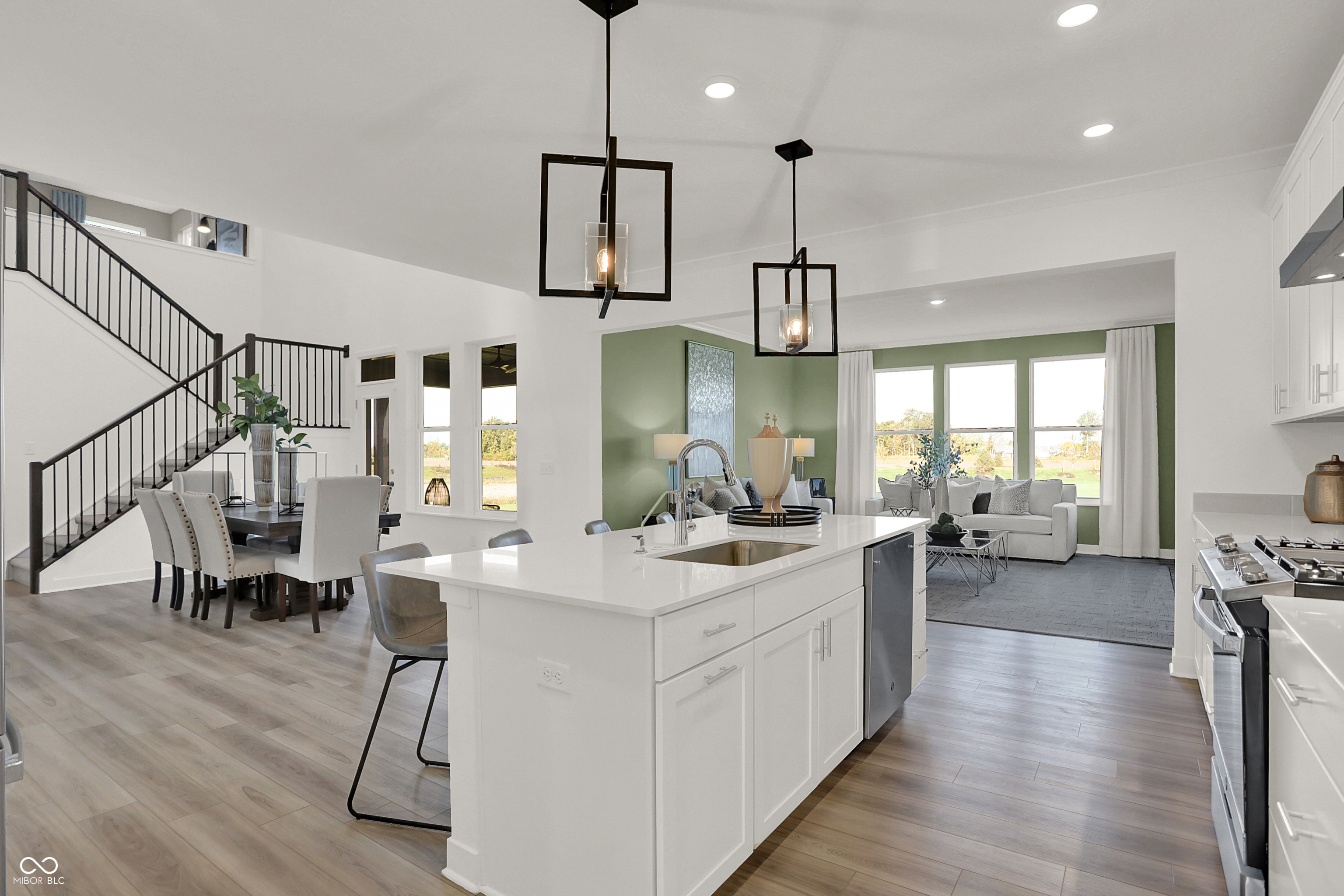 16817 Reed Drive