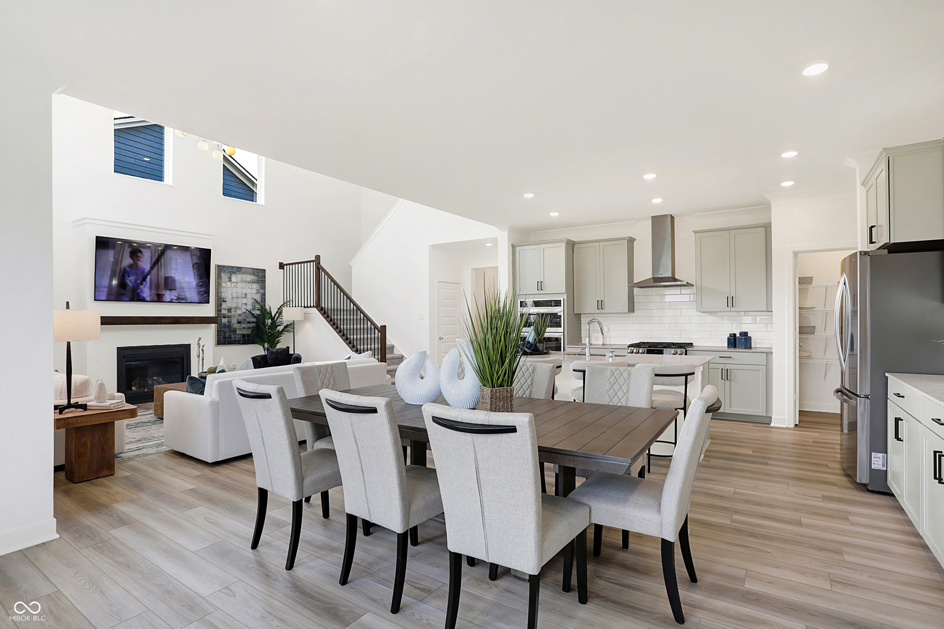 19609 Hazelnut Boulevard