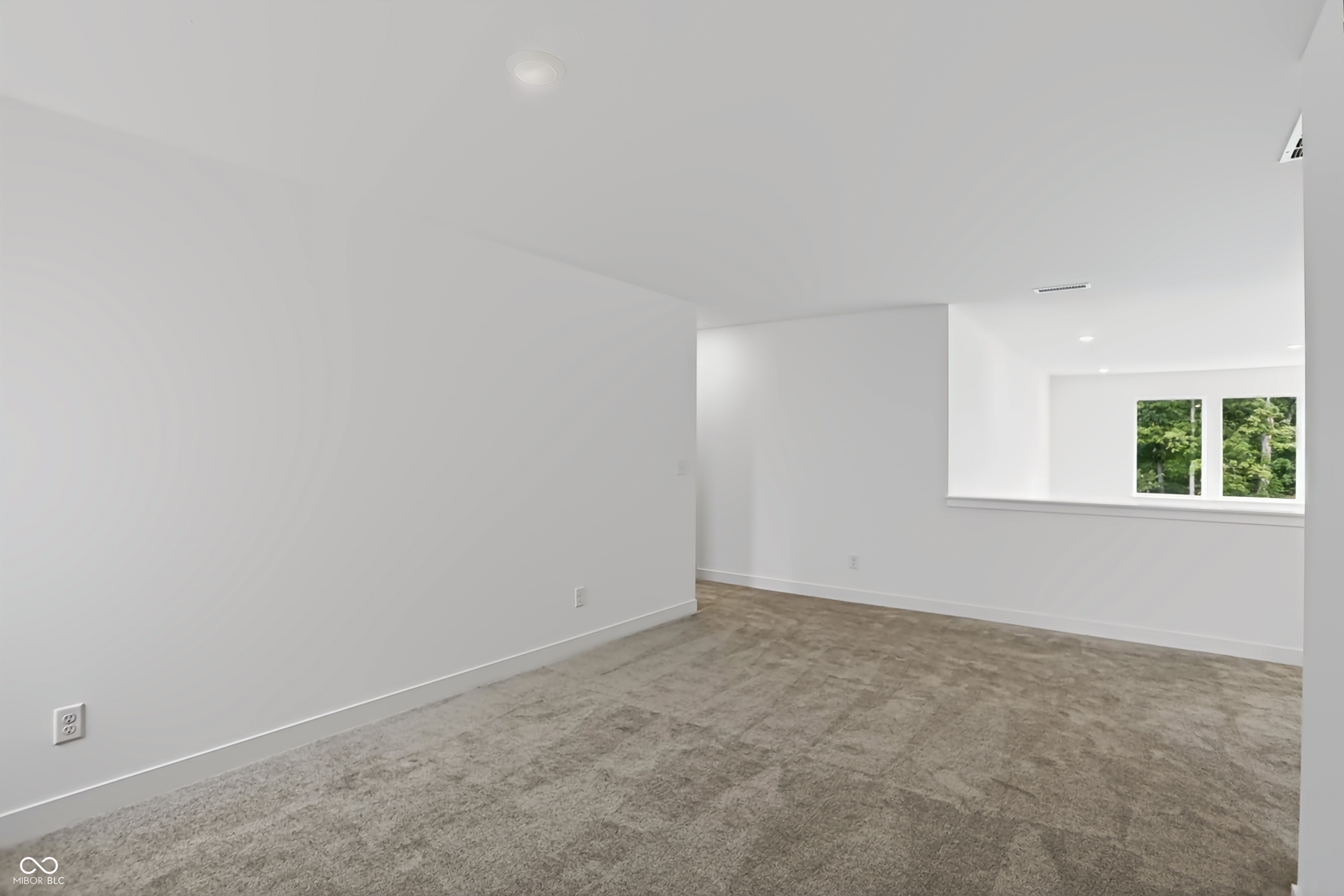 19609 Hazelnut Boulevard